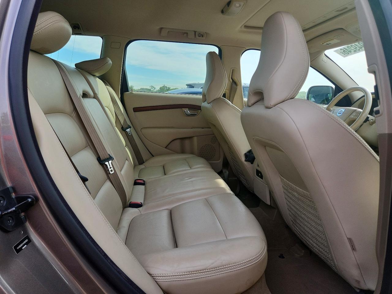2010 Volvo Xc70 3.2 Золотой vin: YV4982BZ4A1091953