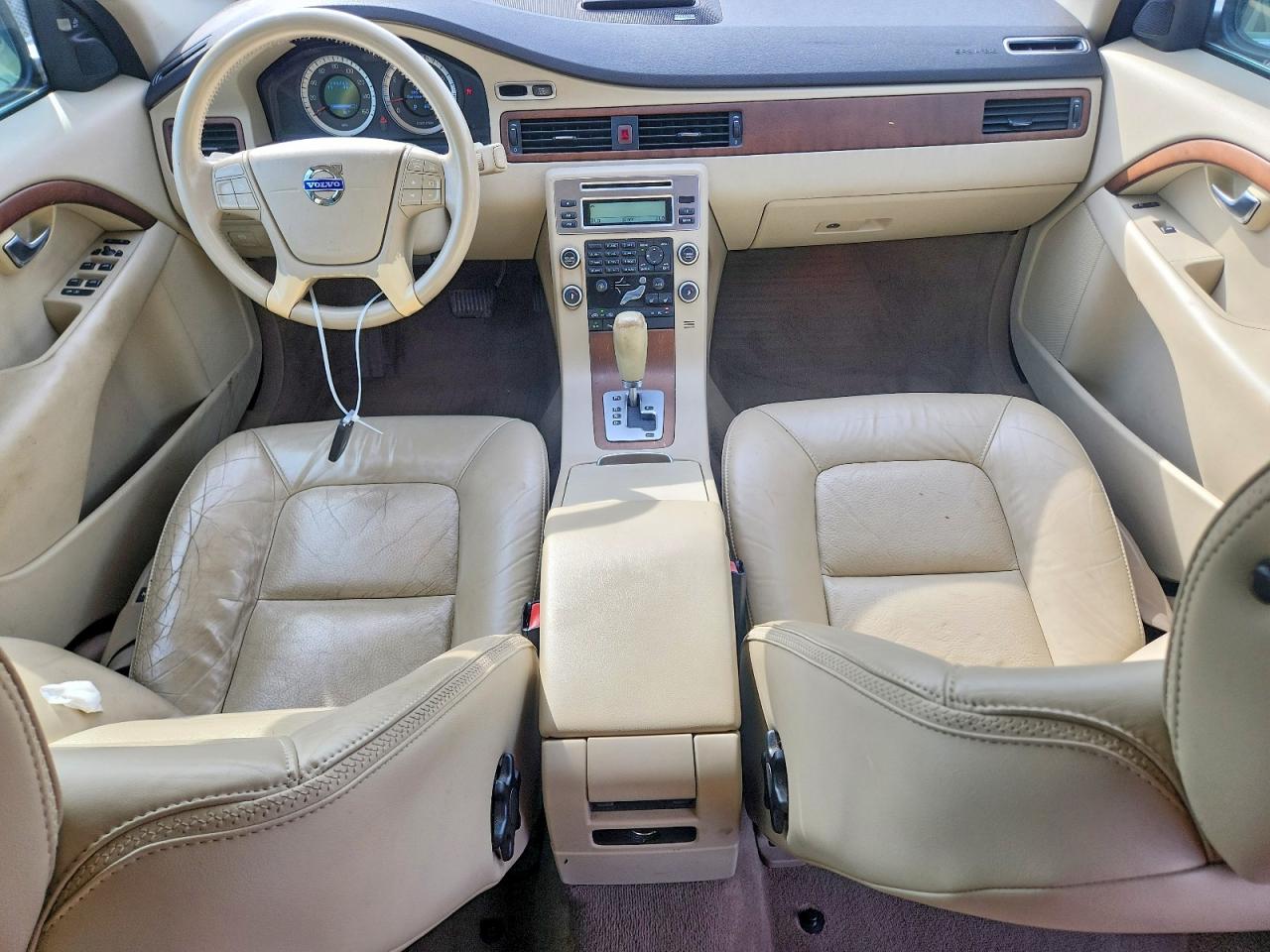 2010 Volvo Xc70 3.2 Золотой vin: YV4982BZ4A1091953