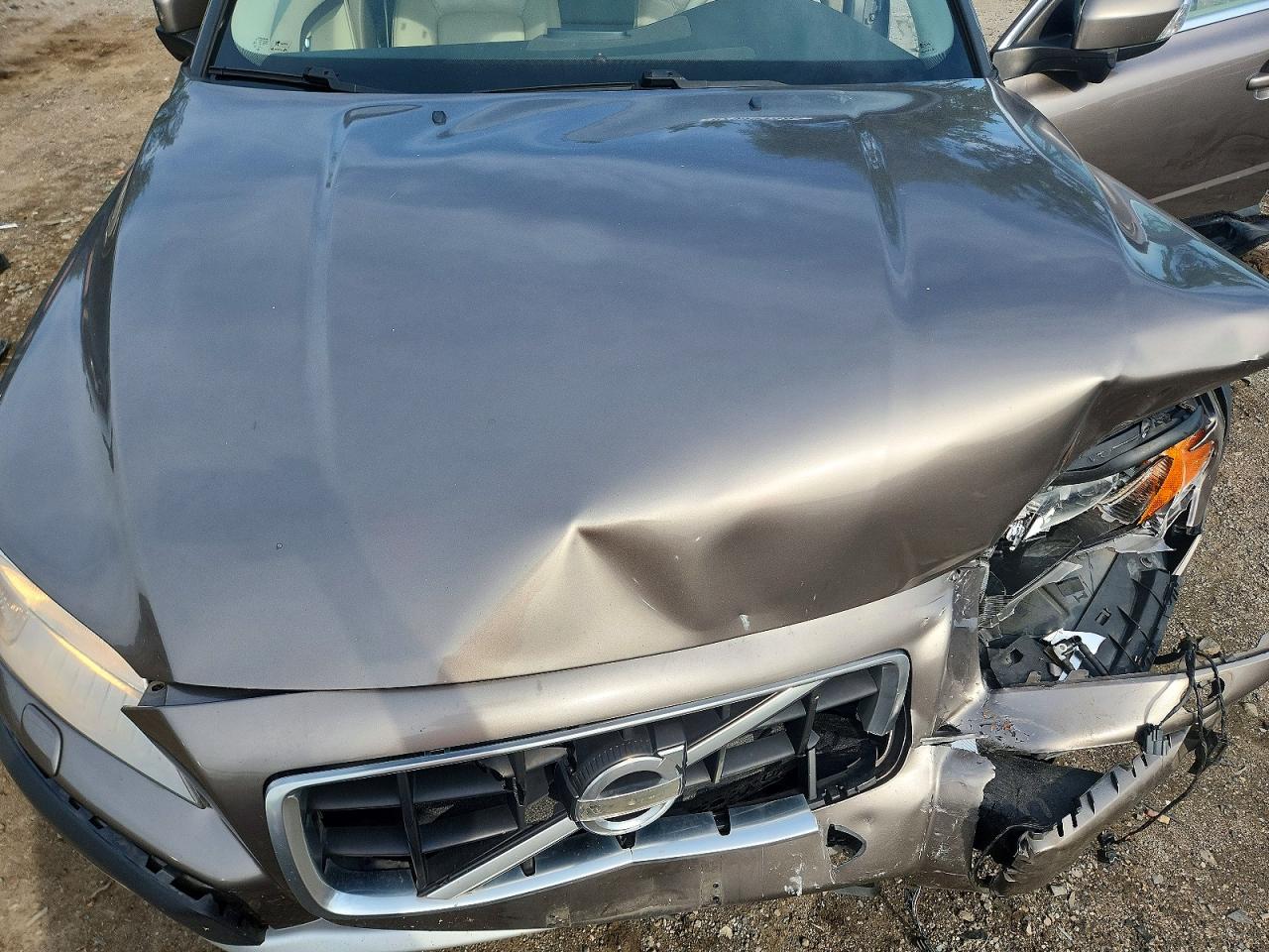 2010 Volvo Xc70 3.2 Золотой vin: YV4982BZ4A1091953