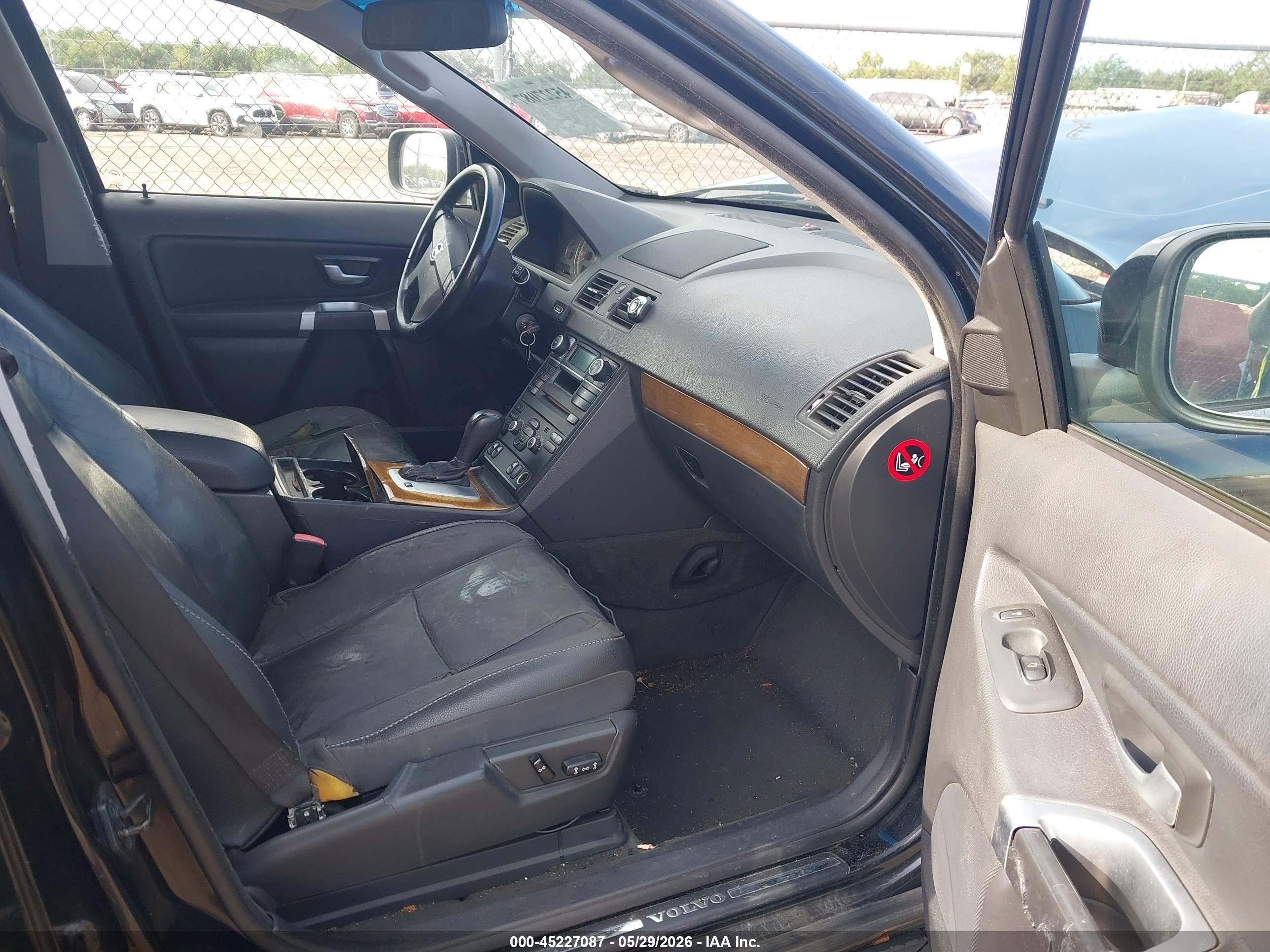 2010 Volvo Xc90 3.2 Black vin: YV4982CY1A1565797