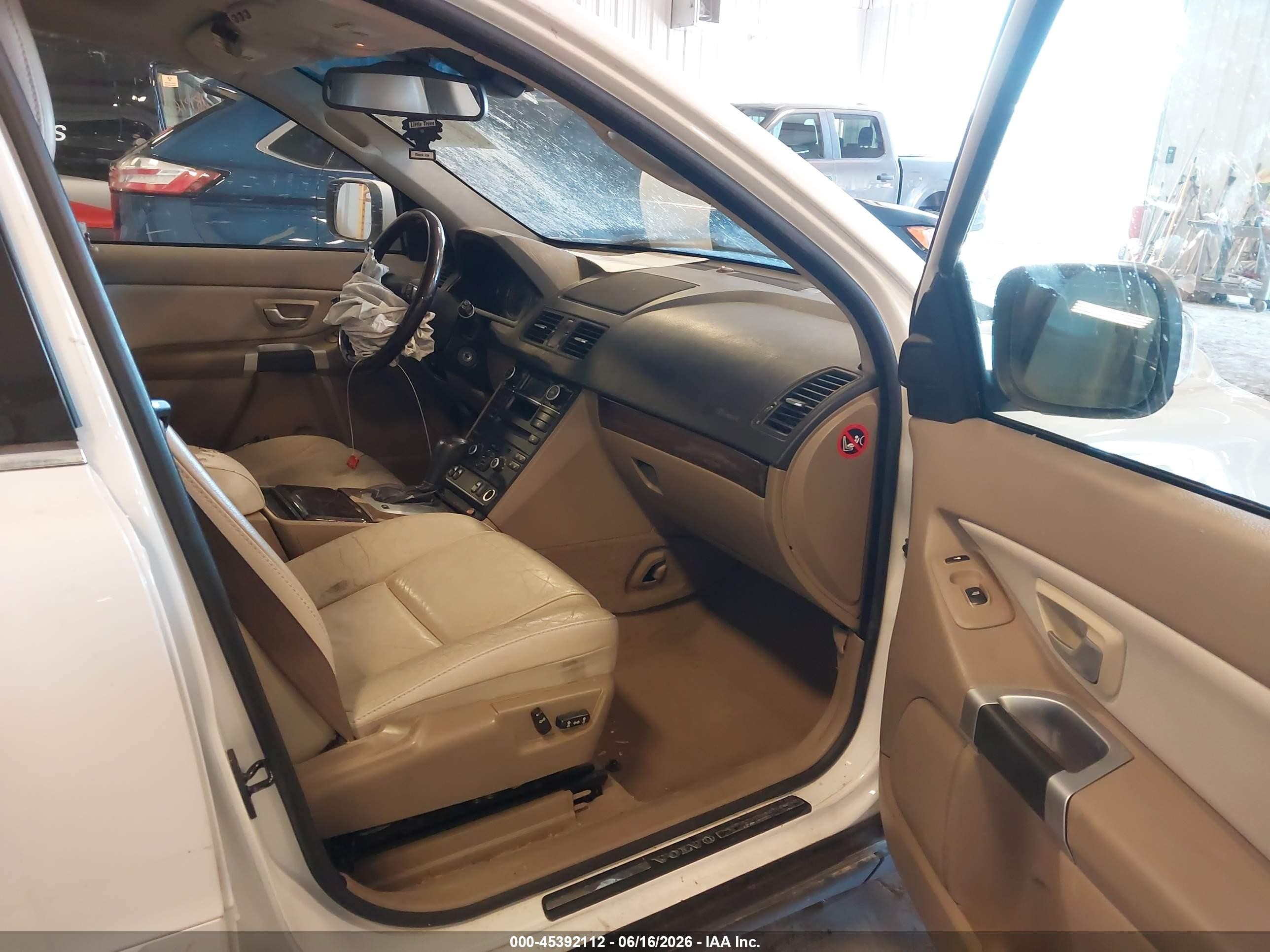 2010 Volvo Xc90 3.2 White vin: YV4982CZ3A1565311