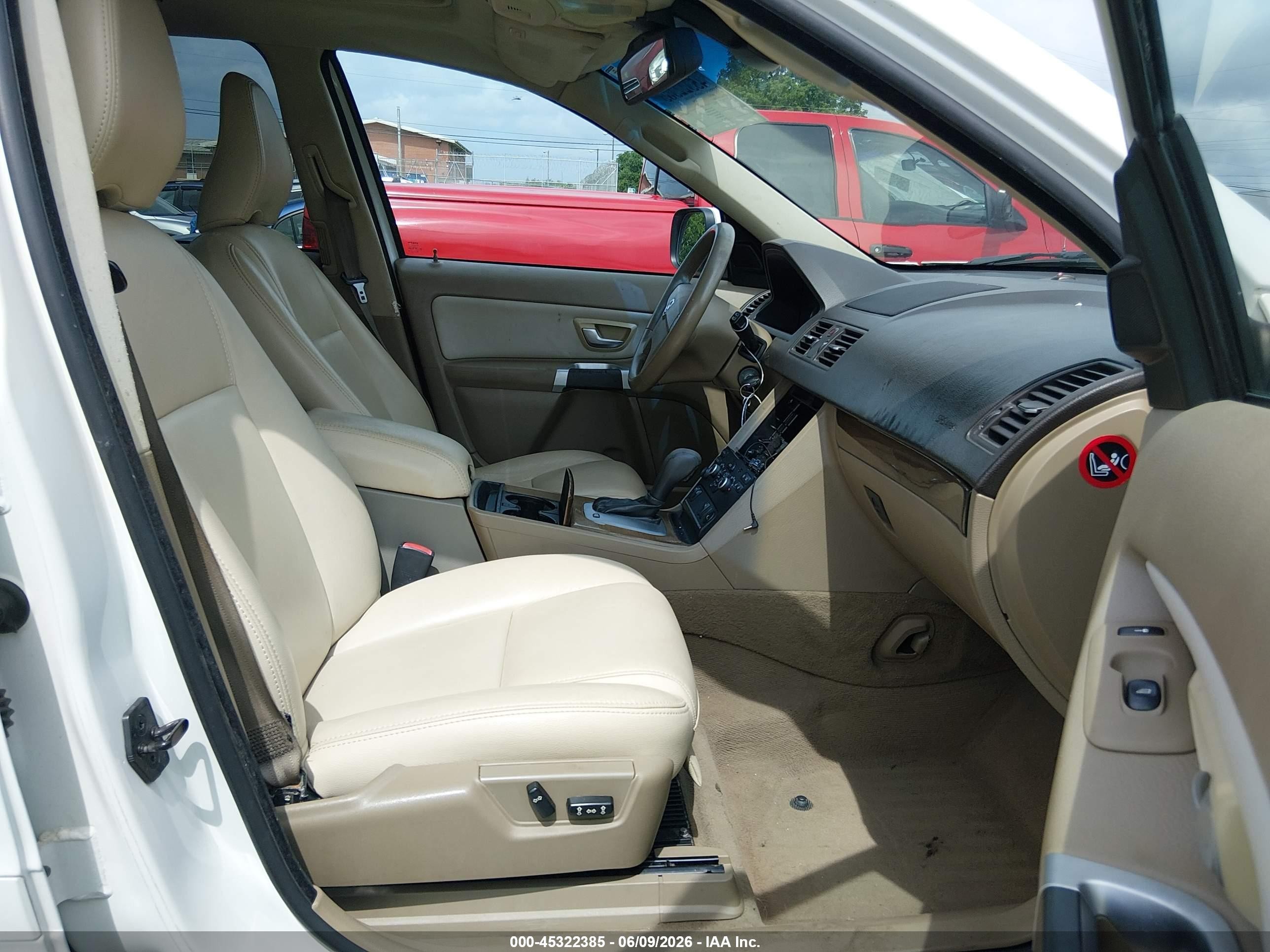 2010 Volvo Xc90 3.2 Белый vin: YV4982CZ5A1549854