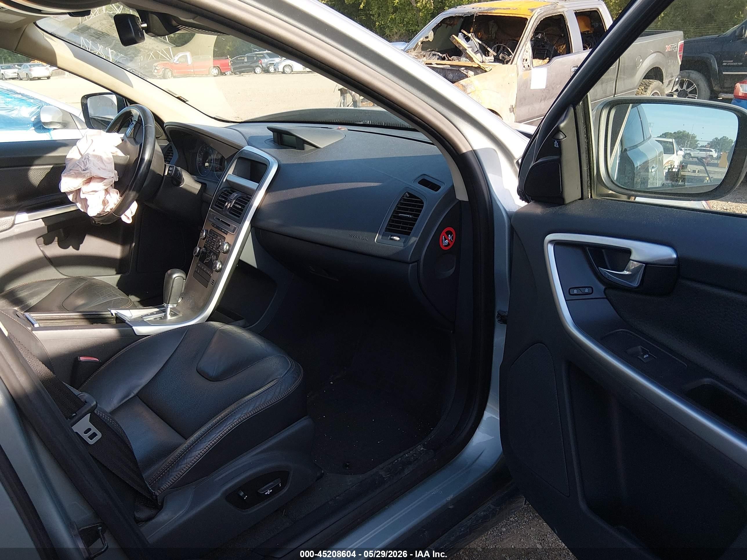 2010 Volvo Xc60 3.2 Silver vin: YV4982DL0A2109884