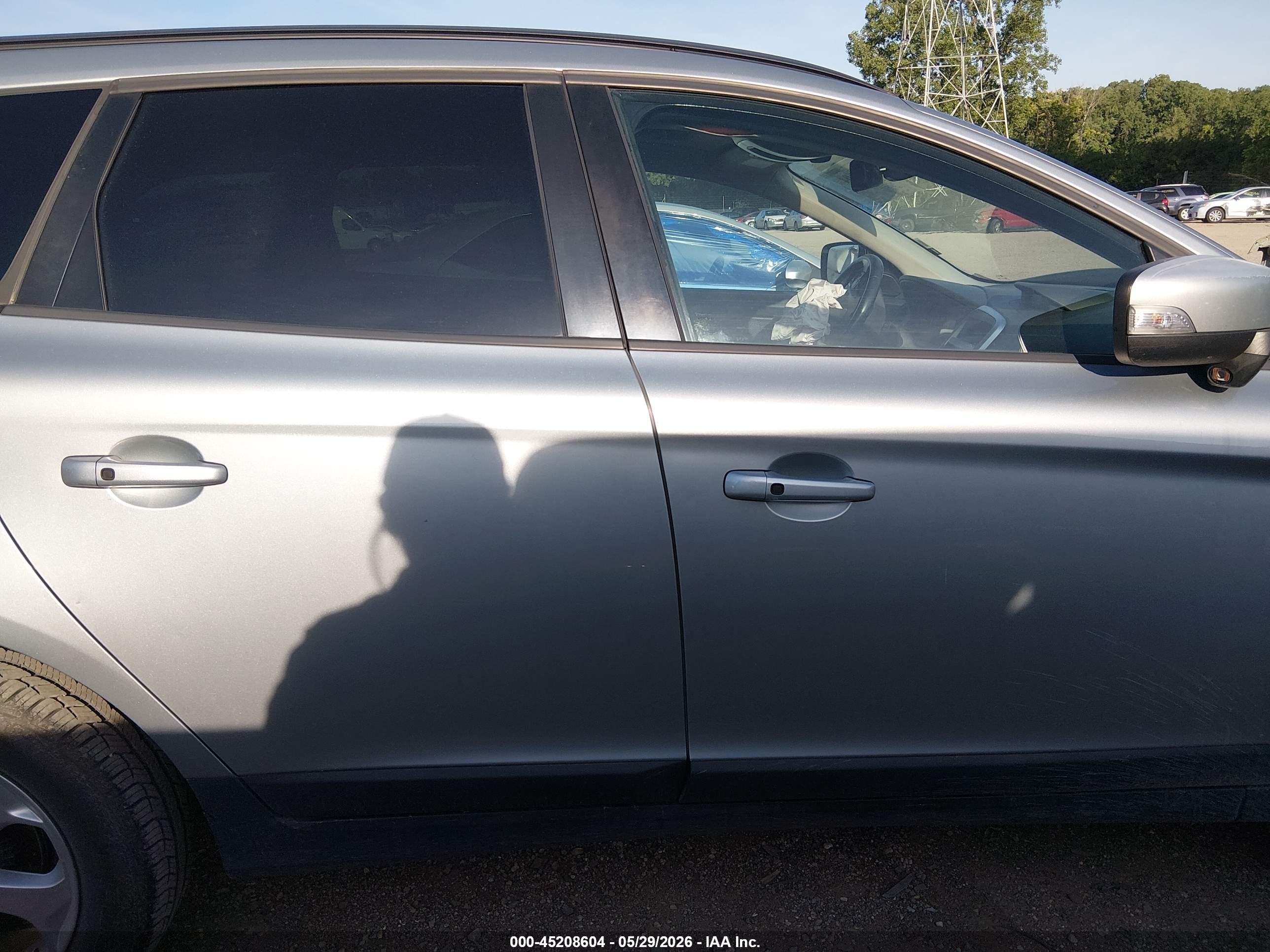 2010 Volvo Xc60 3.2 Silver vin: YV4982DL0A2109884