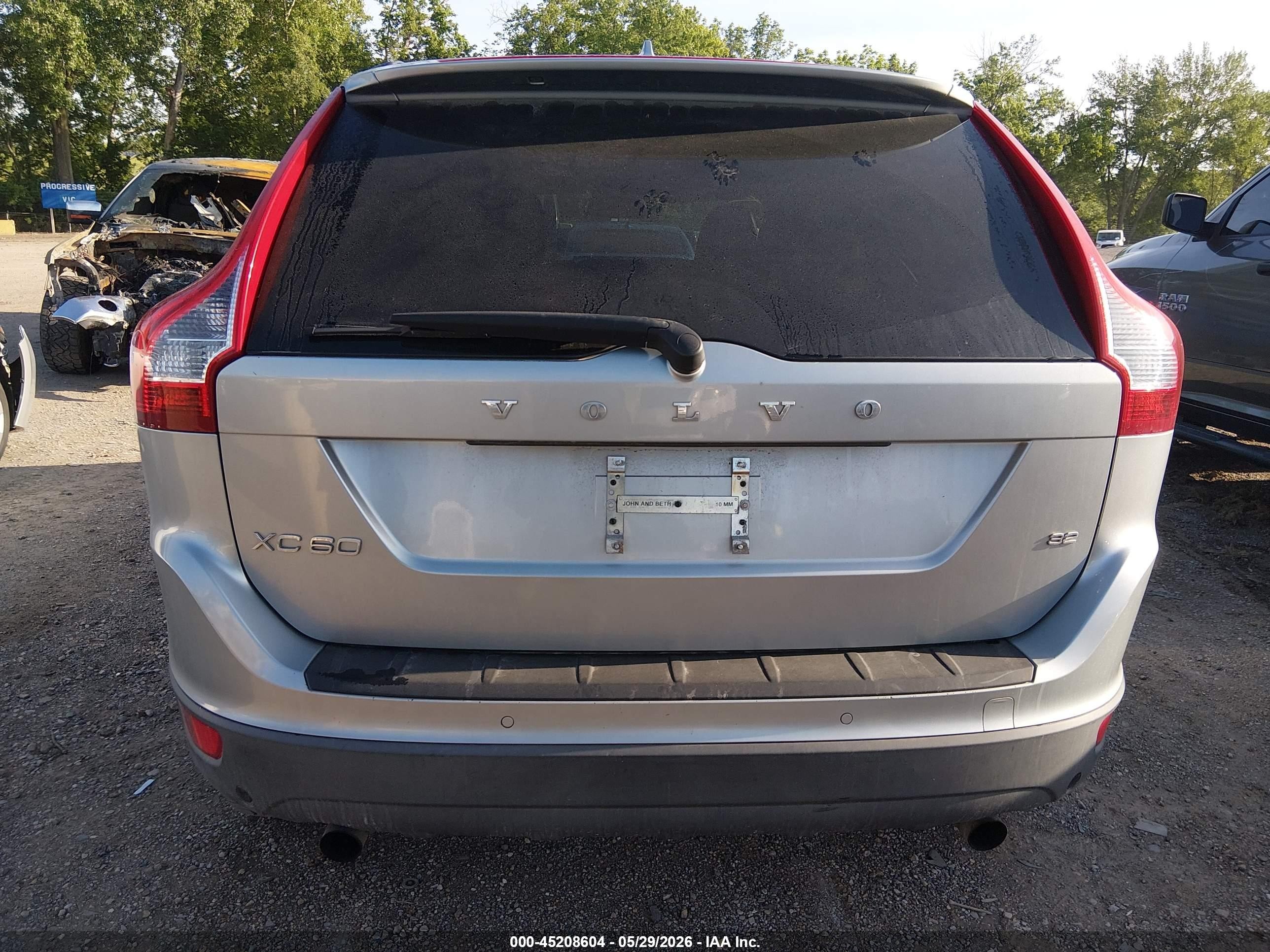 2010 Volvo Xc60 3.2 Silver vin: YV4982DL0A2109884