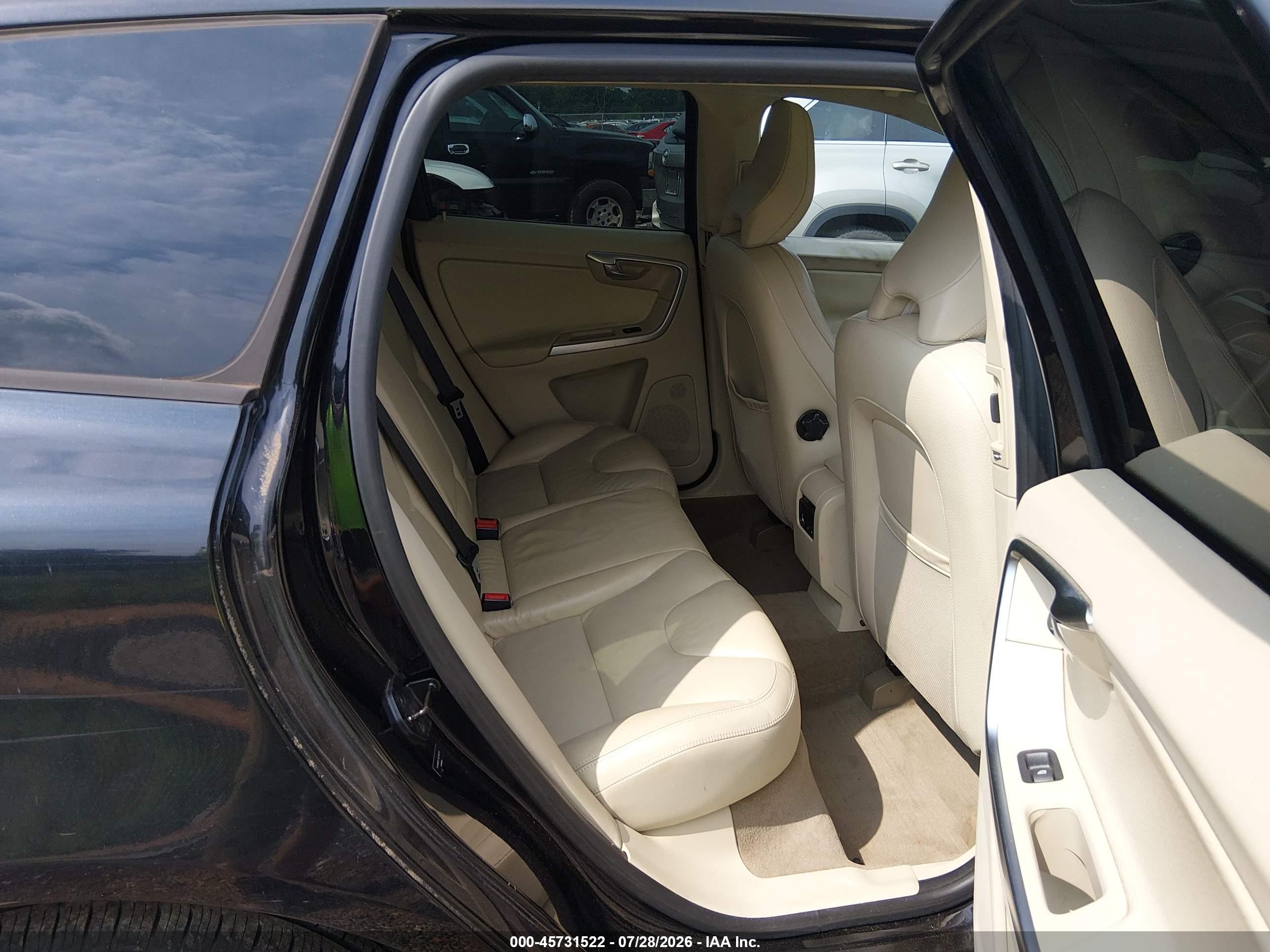 2010 Volvo Xc60 3.2 Dark Blue vin: YV4982DL1A2101213