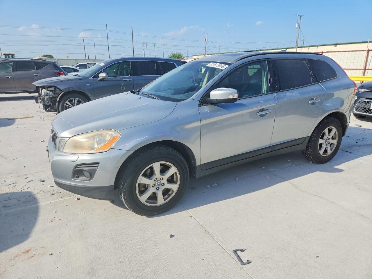 2010 Volvo Xc60 3.2 Серебряный vin: YV4982DL4A2077747