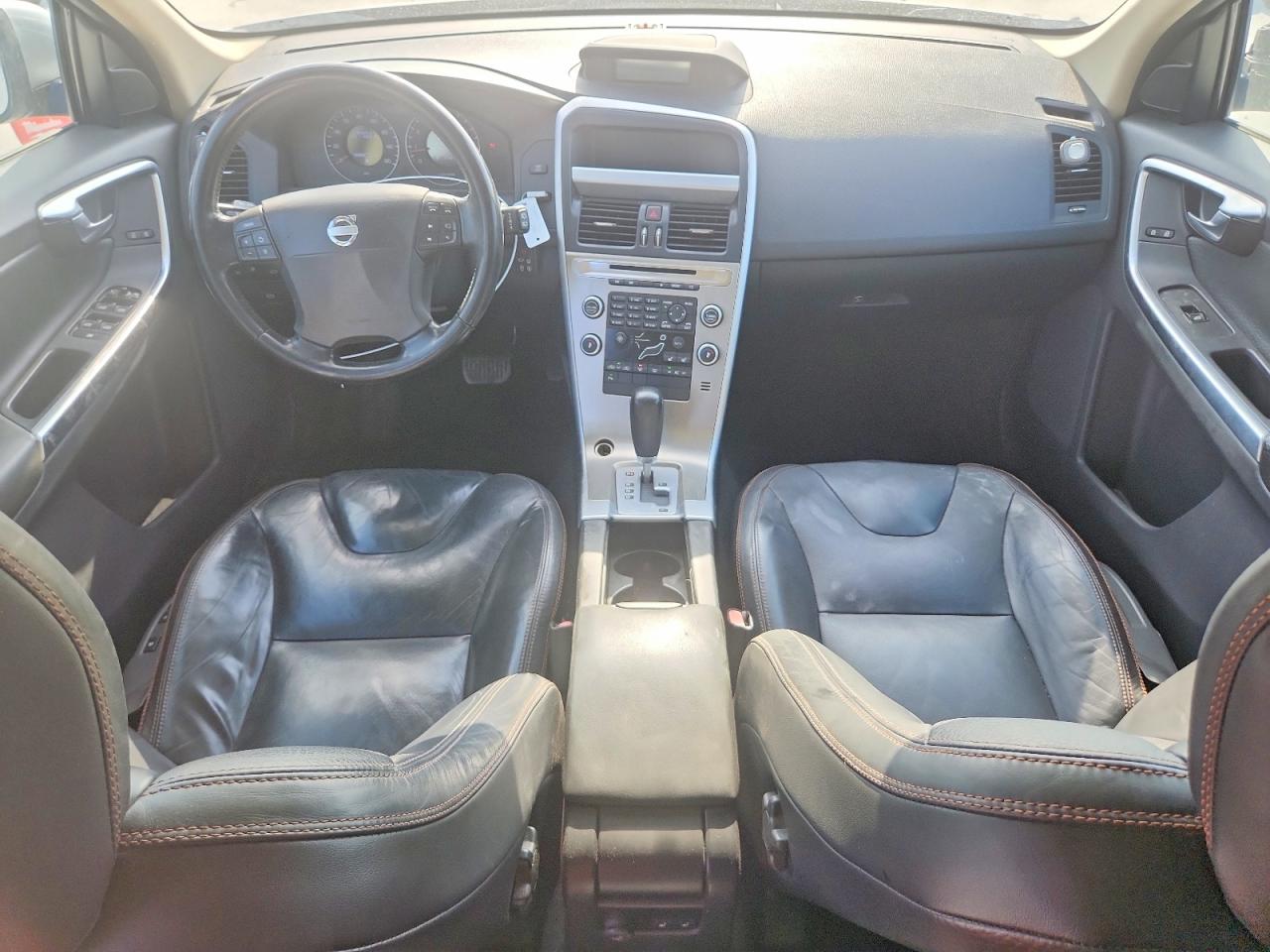 2010 Volvo Xc60 3.2 Серебряный vin: YV4982DL4A2077747