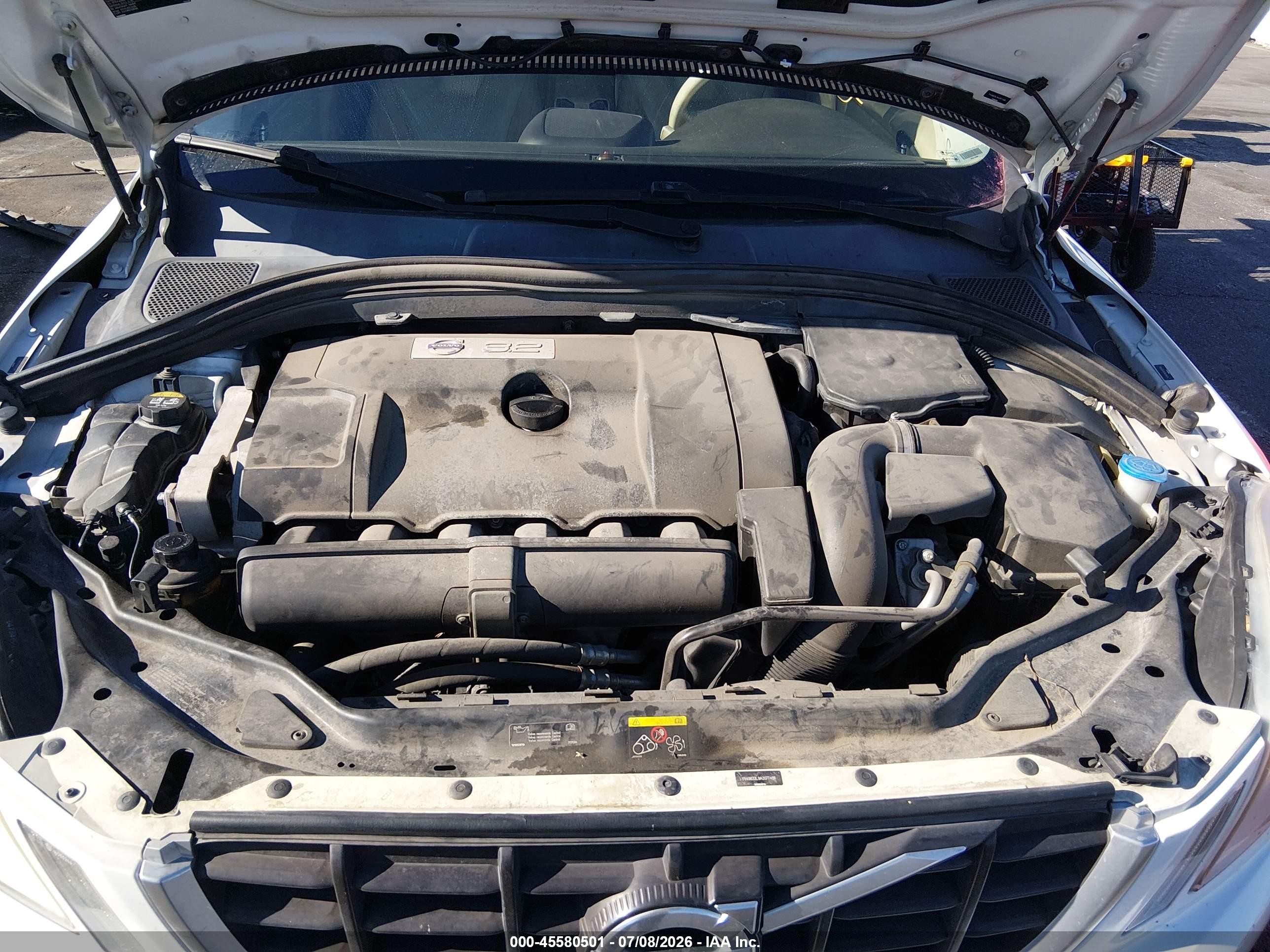 2010 Volvo Xc60 3.2 Белый vin: YV4982DL9A2077498