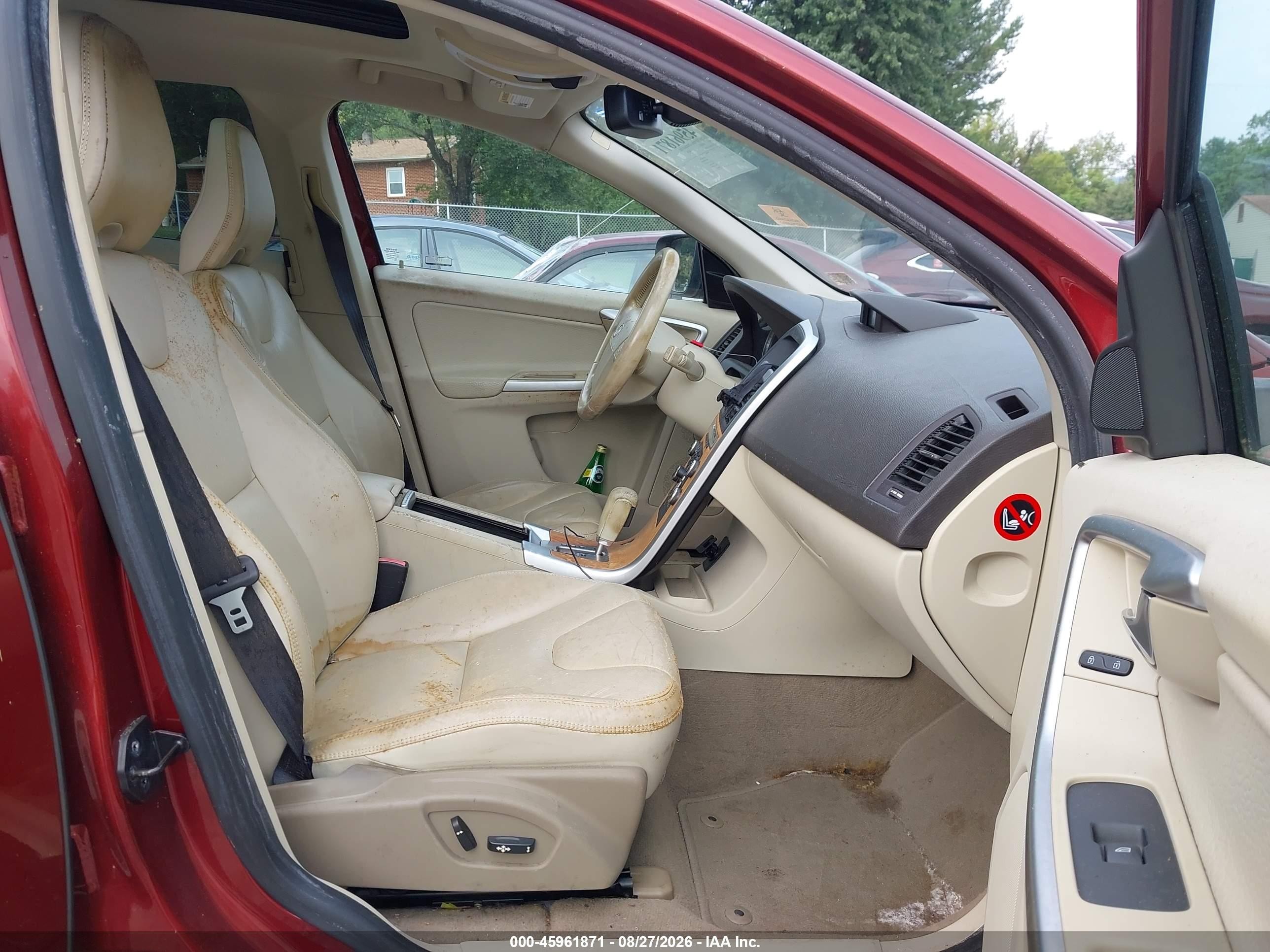 2010 Volvo Xc60 T6/t6 R-design Red vin: YV4992DZ1A2126937