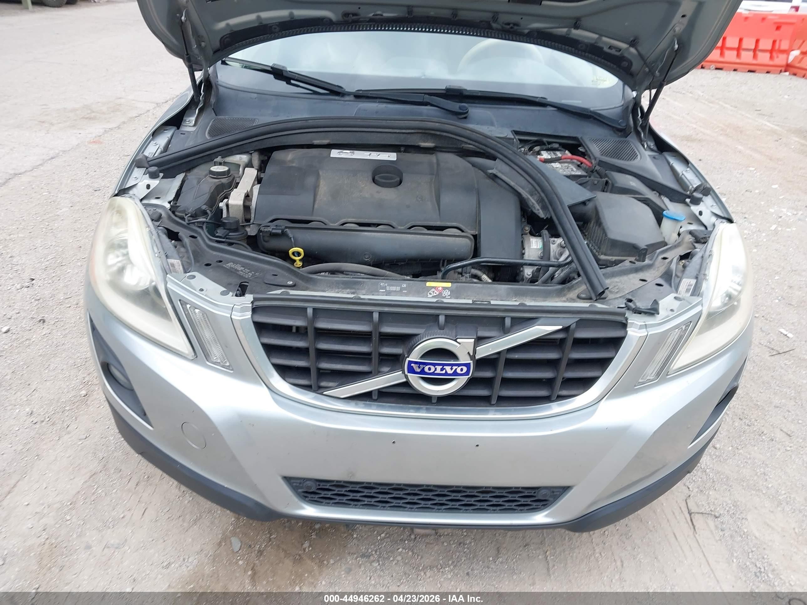 2010 Volvo Xc60 T6/t6 R-design Silver vin: YV4992DZ2A2086674