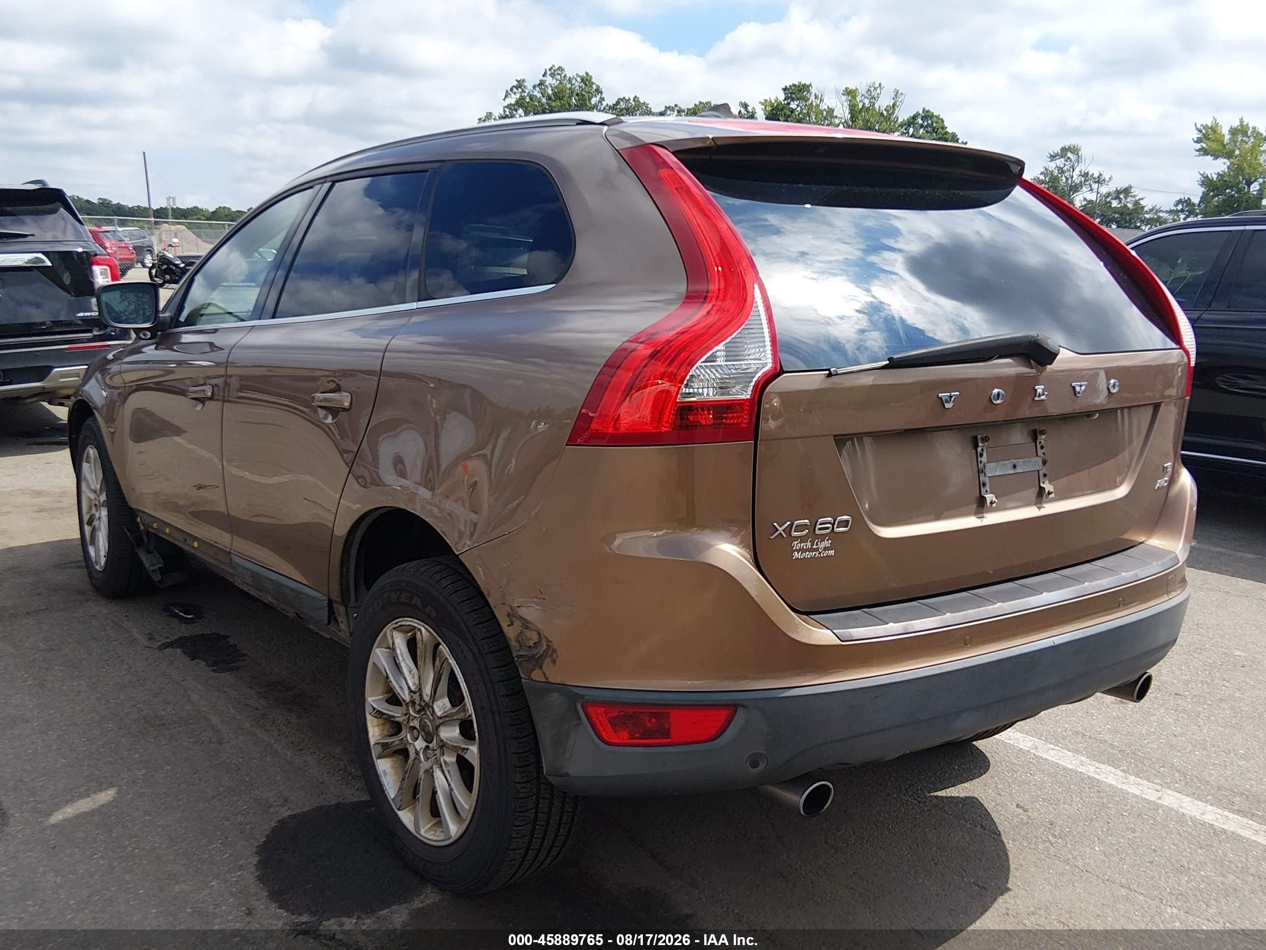 2010 Volvo Xc60 T6/t6 R-design Brown vin: YV4992DZ3A2019579