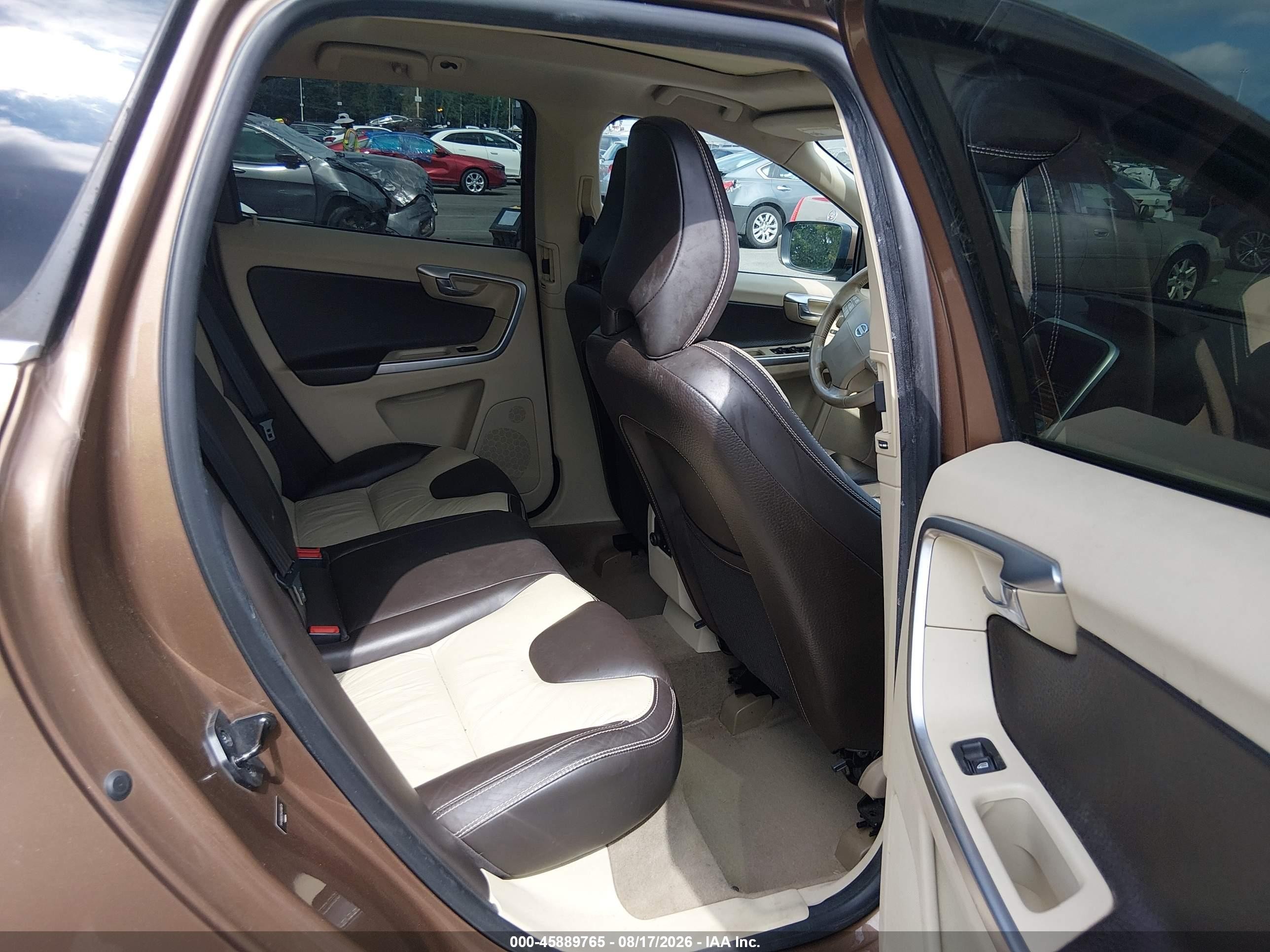 2010 Volvo Xc60 T6/t6 R-design Brown vin: YV4992DZ3A2019579