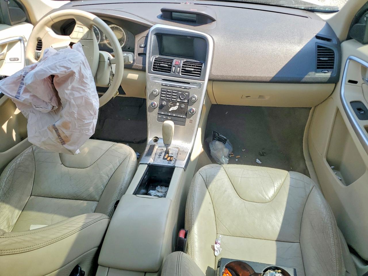 2010 Volvo Xc60 T6 White vin: YV4992DZ4A2029280