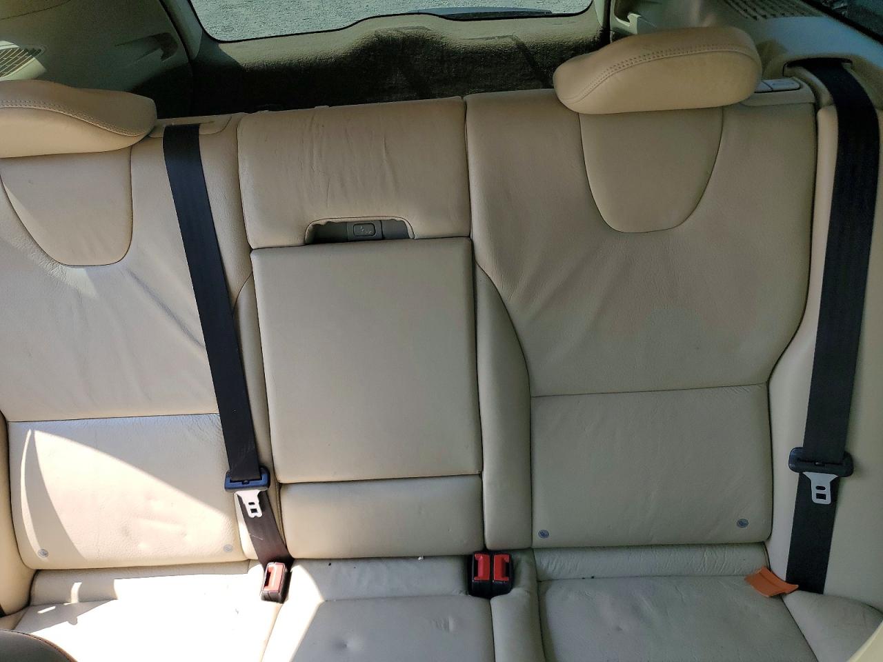 2010 Volvo Xc60 T6 White vin: YV4992DZ4A2029280