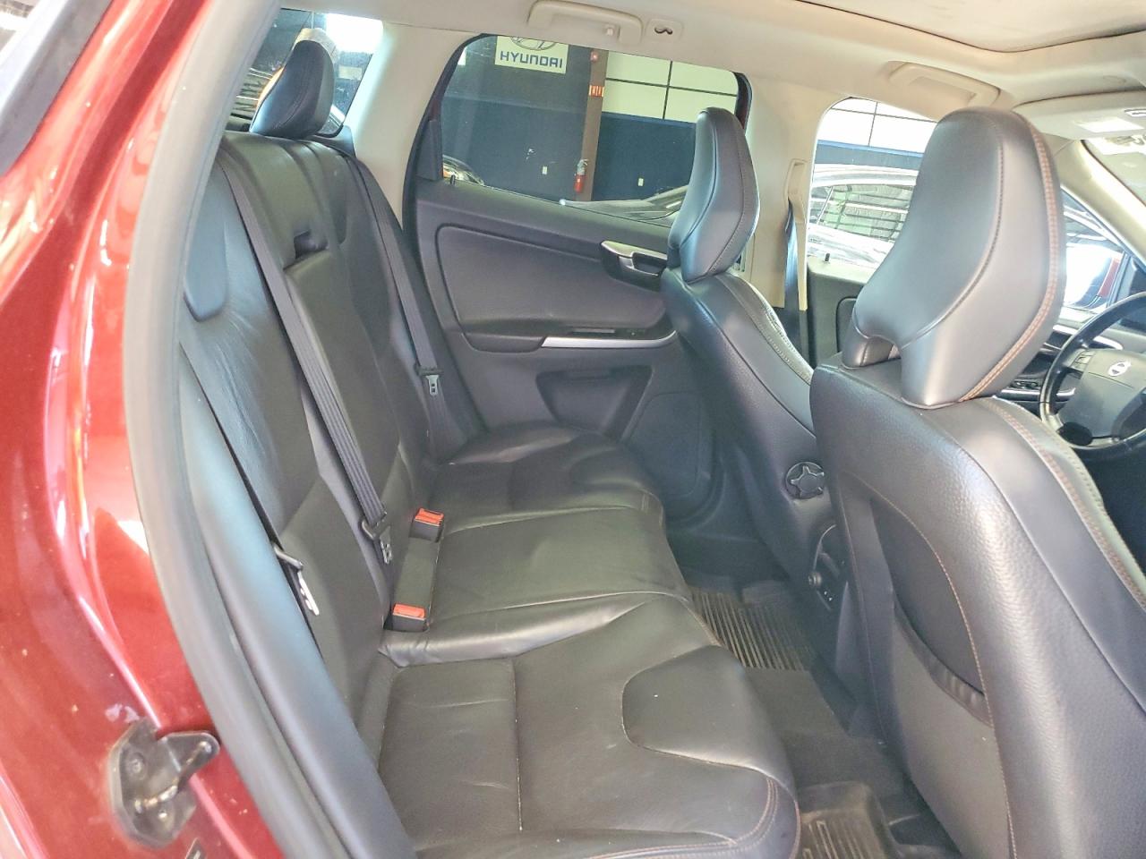 2010 Volvo Xc60 T6 Maroon vin: YV4992DZ4A2060383