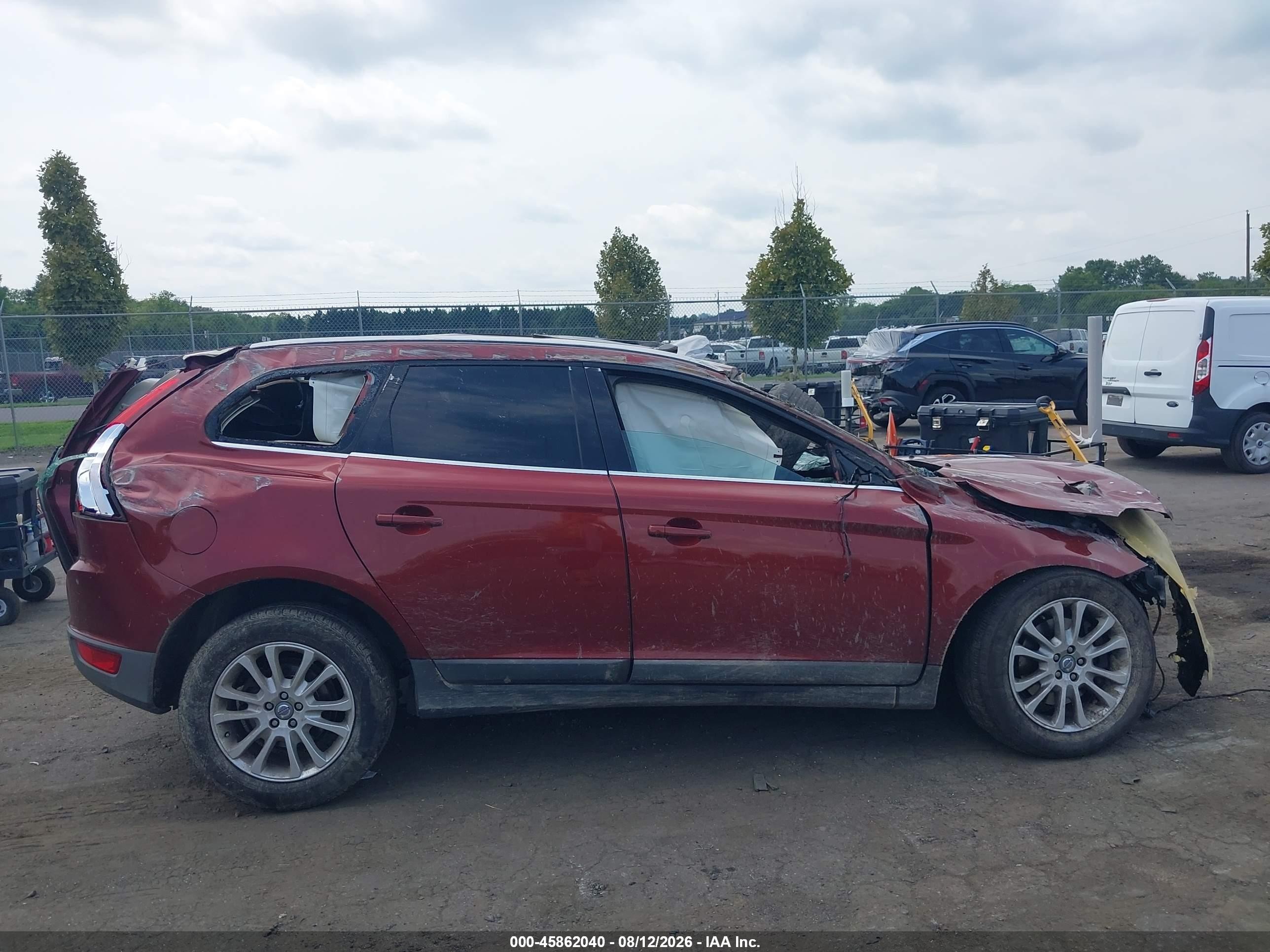 2010 Volvo Xc60 T6/t6 R-design Red vin: YV4992DZ5A2028901