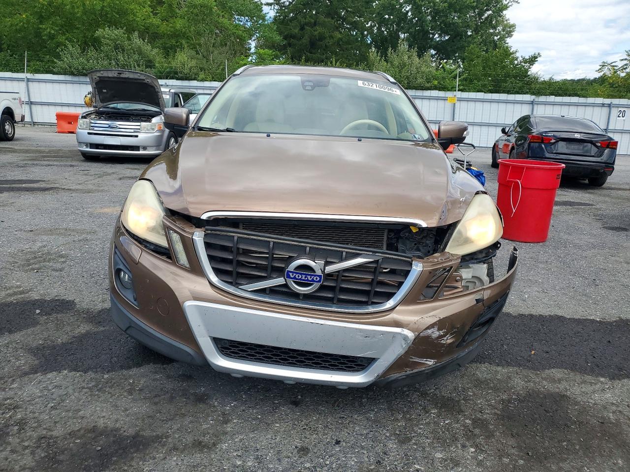 2010 Volvo Xc60 T6 Tan vin: YV4992DZ5A2074082