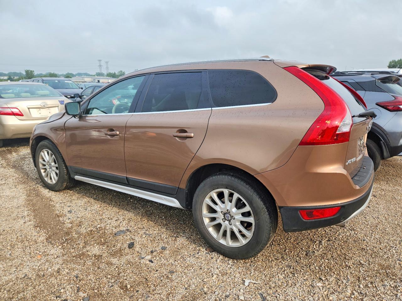 2010 Volvo Xc60 T6 Желто-коричневый vin: YV4992DZ6A2019365