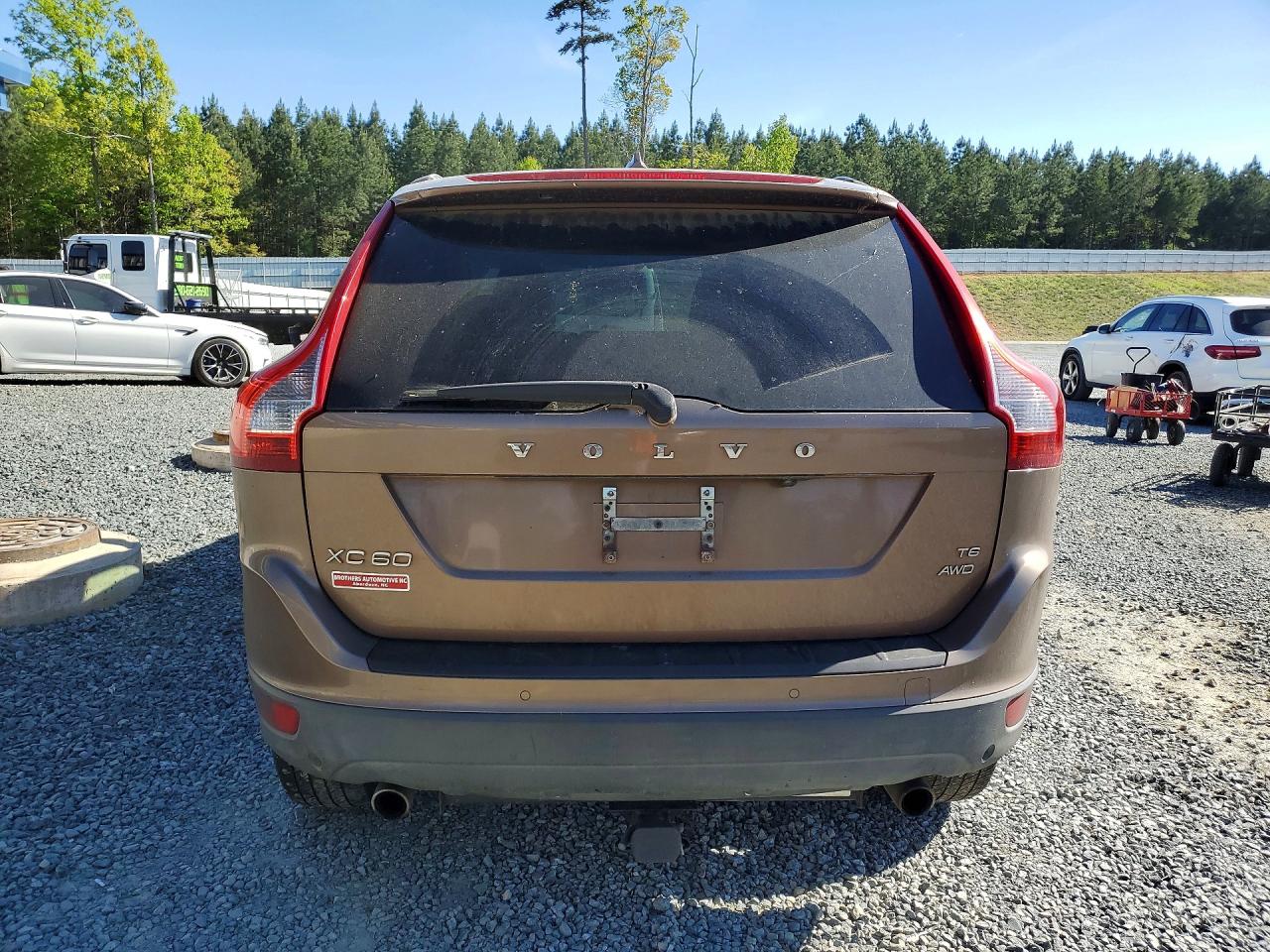 2010 Volvo Xc60 T6 Brown vin: YV4992DZ6A2082949