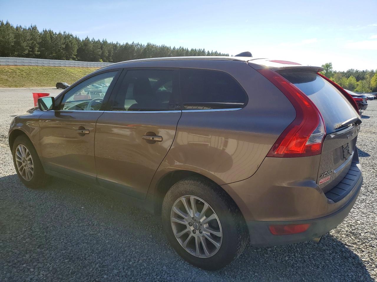 2010 Volvo Xc60 T6 Brown vin: YV4992DZ6A2082949
