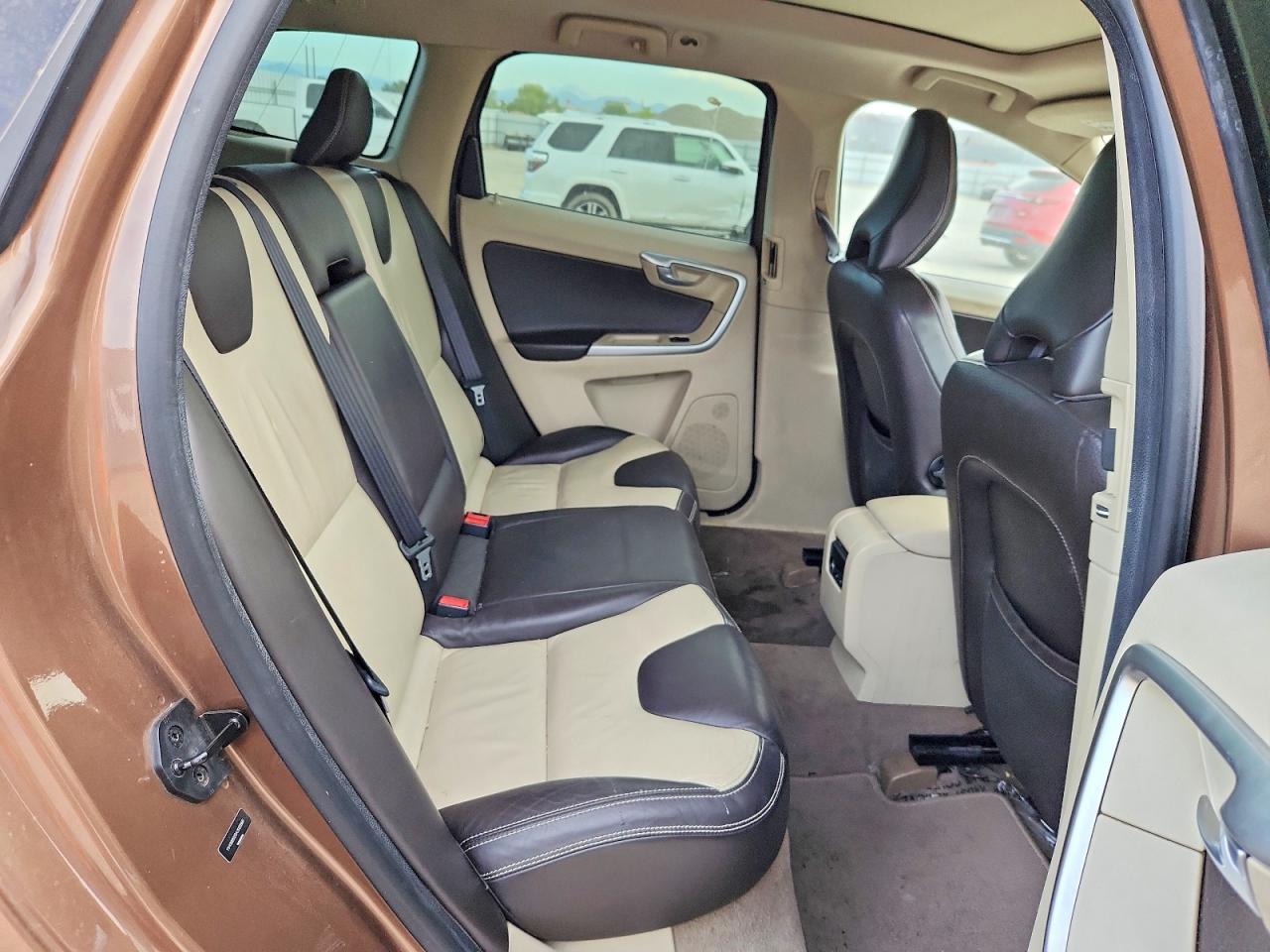 2010 Volvo Xc60 T6 Brown vin: YV4992DZ8A2020985