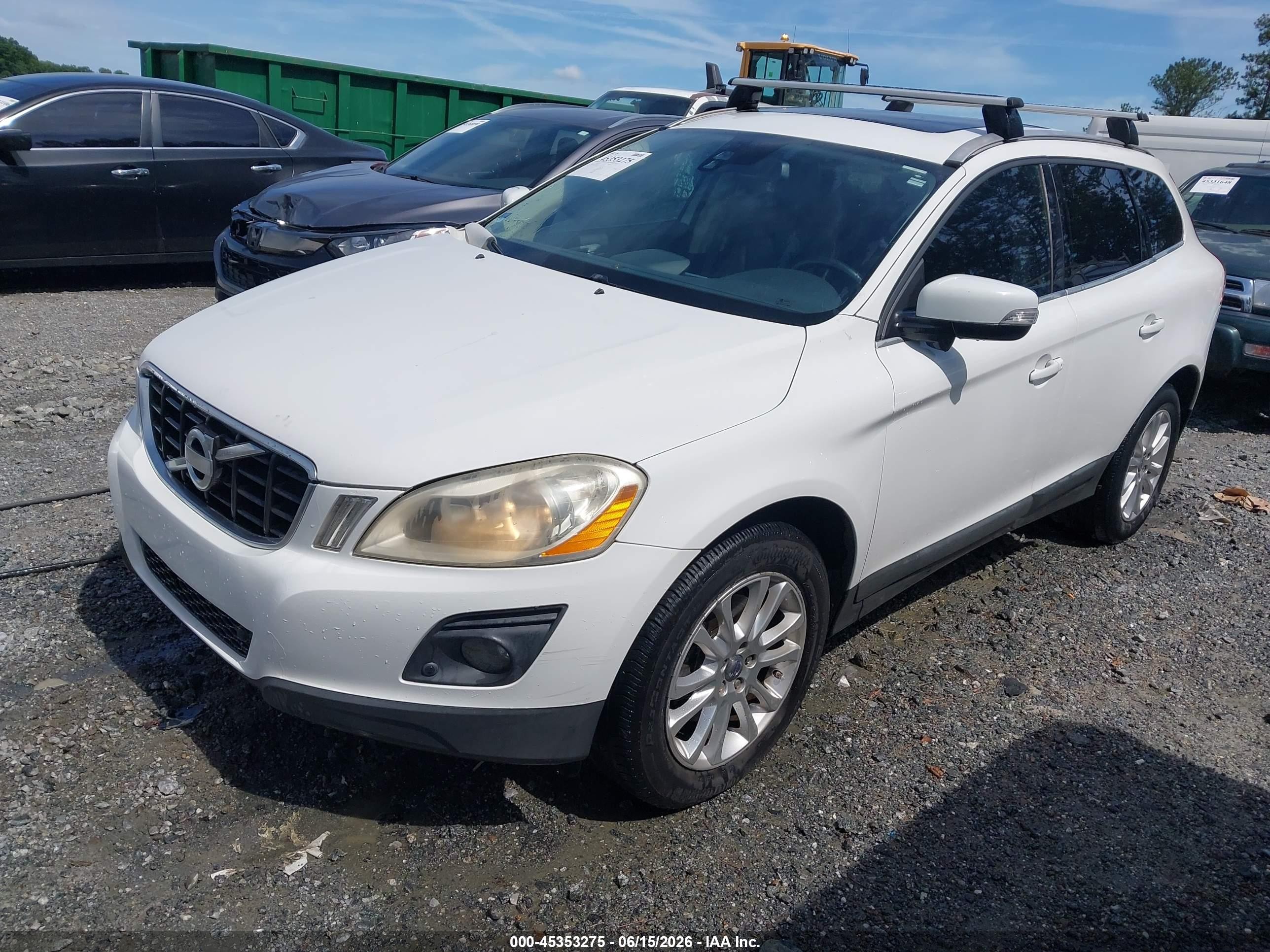 2010 Volvo Xc60 T6/t6 R-design White vin: YV4992DZ8A2032800