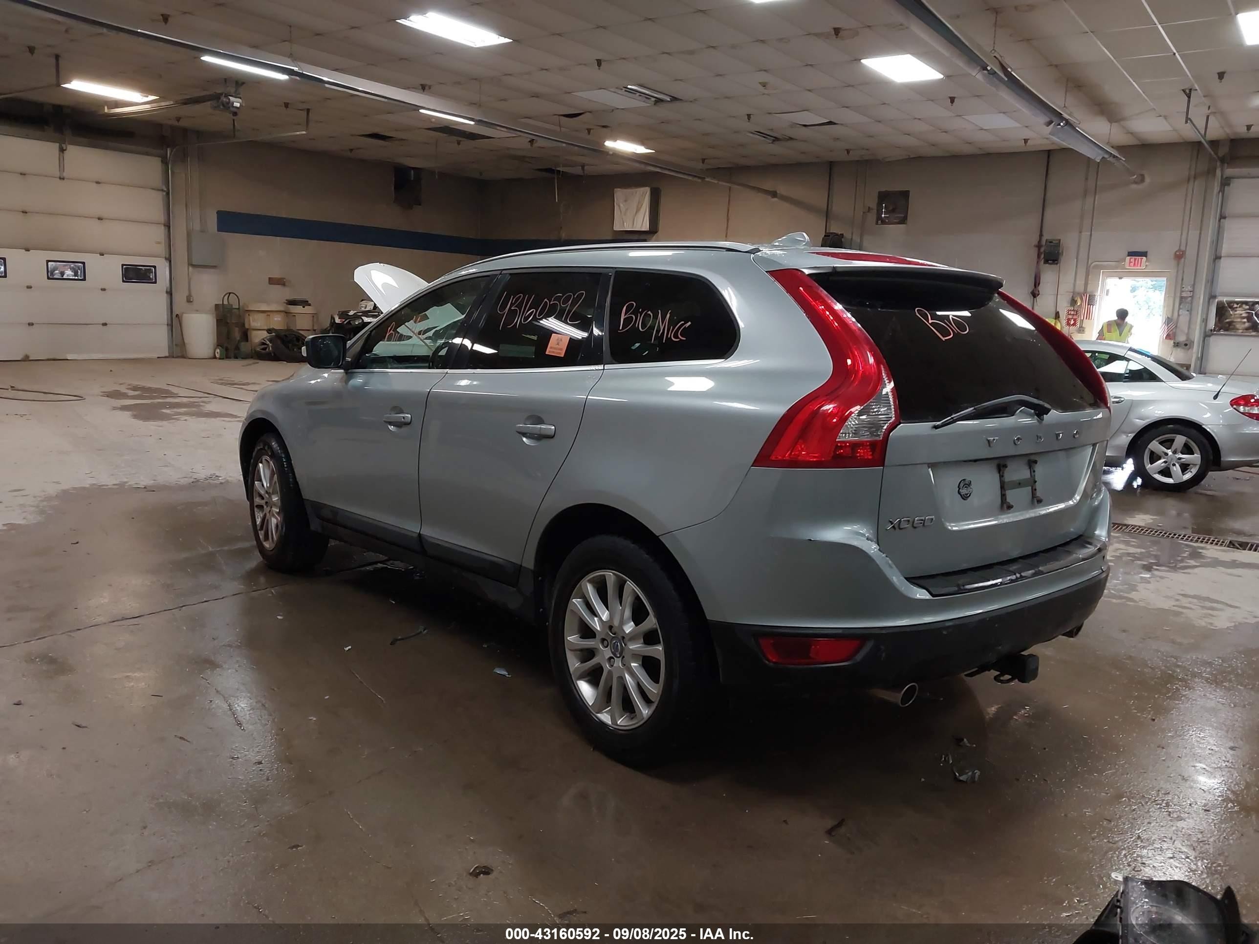 2010 Volvo Xc60 T6/t6 R-design Silver vin: YV4992DZ8A2064596
