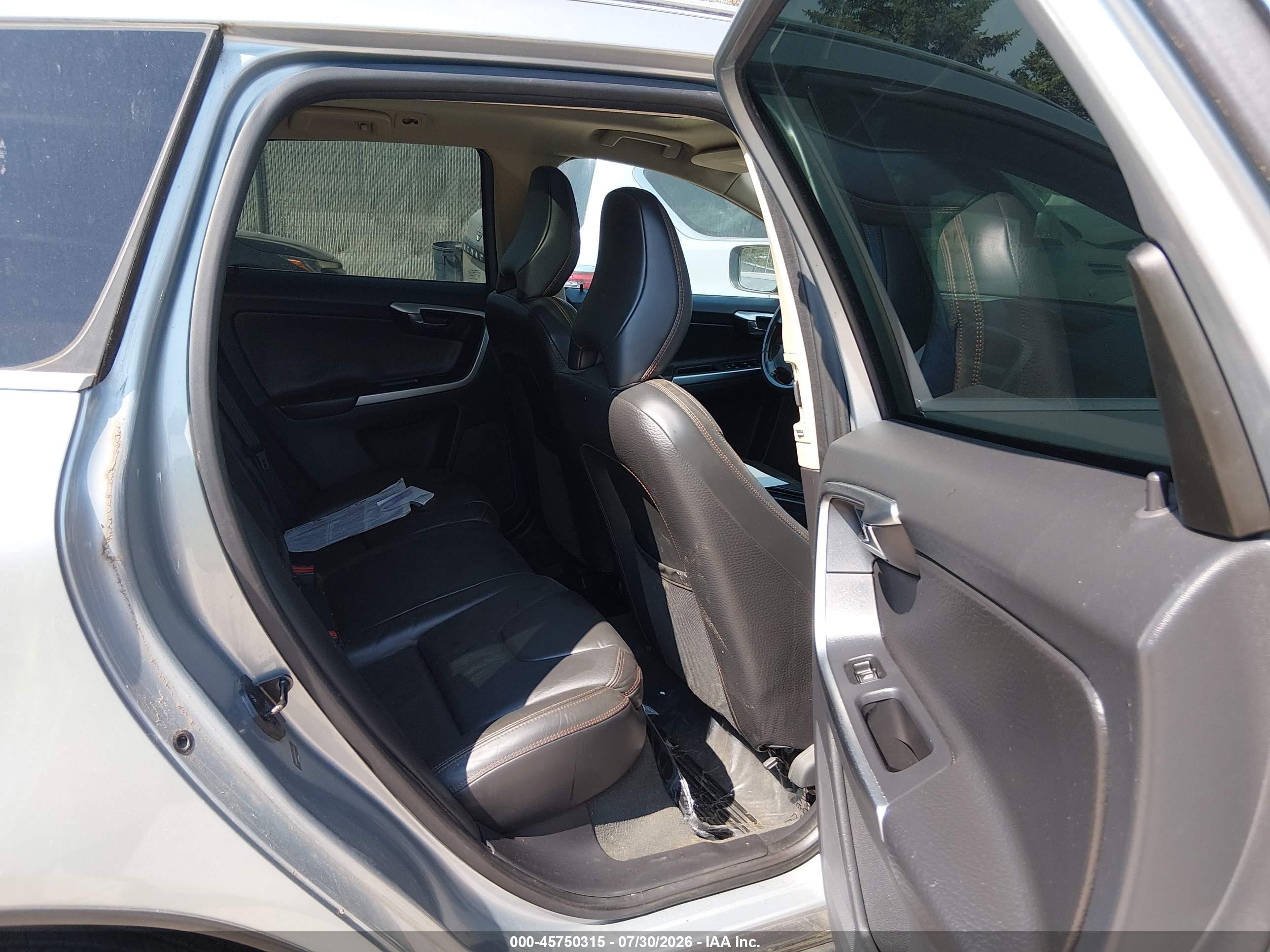 2010 Volvo Xc60 T6/t6 R-design Silver vin: YV4992DZXA2054331