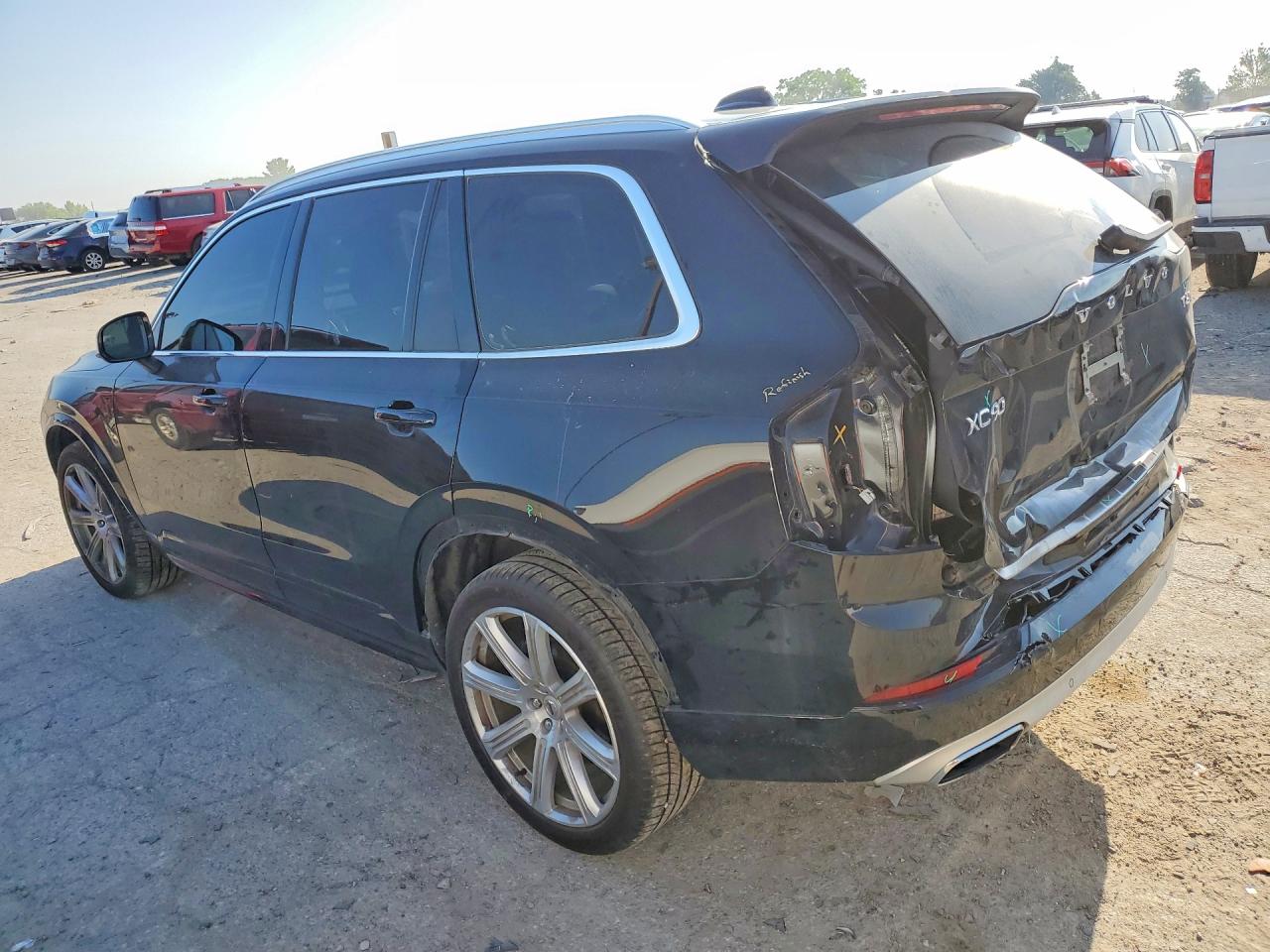 2020 Volvo Xc90 T6 Momentum Black vin: YV4A221K2L1530881