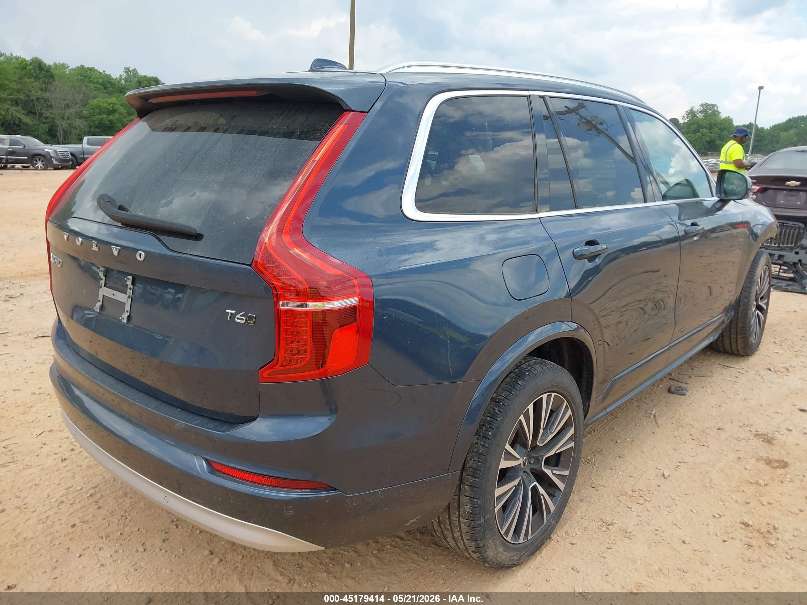 2022 Volvo Xc90 T6 Momentum 7 Passenger Blue vin: YV4A22PK1N1775780