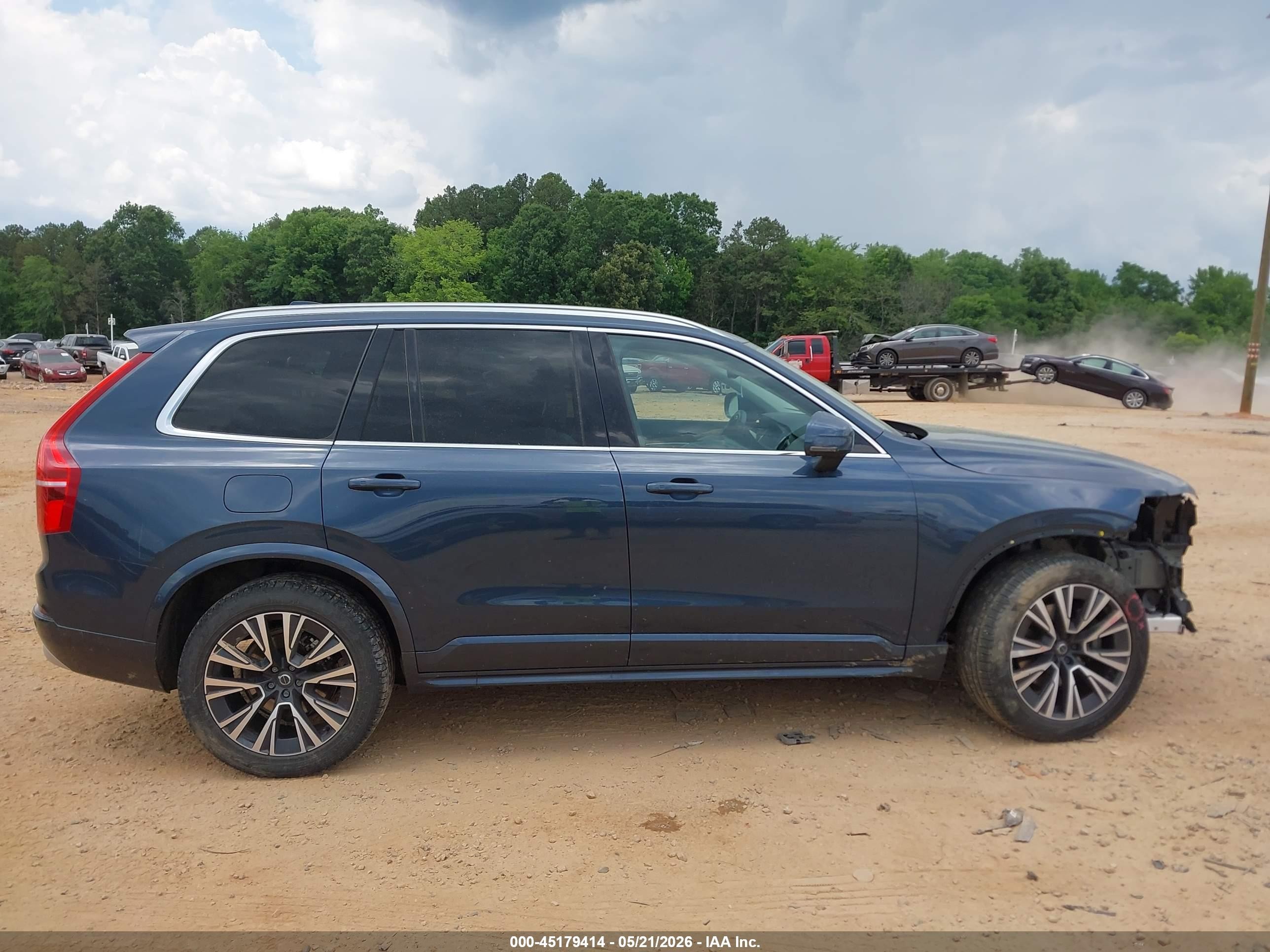2022 Volvo Xc90 T6 Momentum 7 Passenger Blue vin: YV4A22PK1N1775780