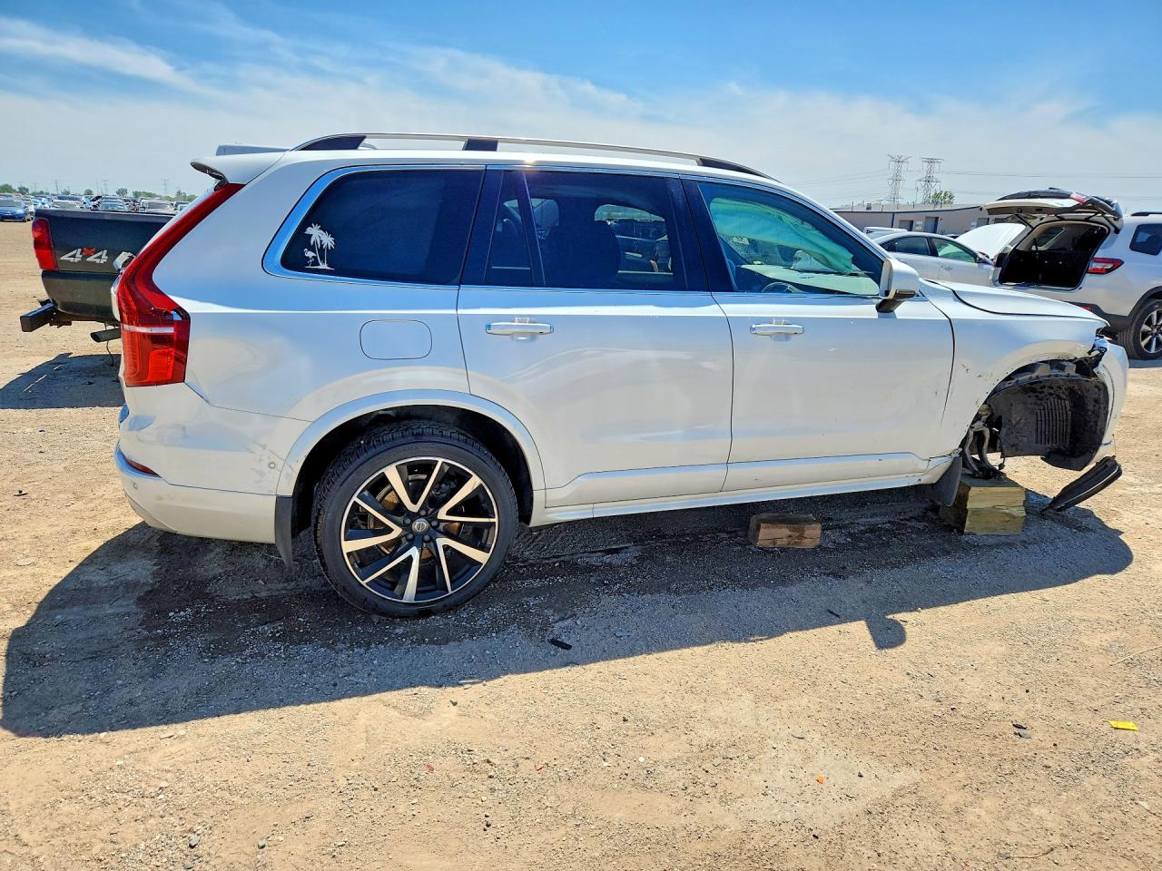 2019 Volvo Xc90 T6 Momentum White vin: YV4A22PK5K1422308