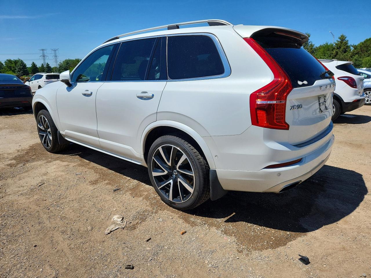 2019 Volvo Xc90 T6 Momentum White vin: YV4A22PK5K1422308