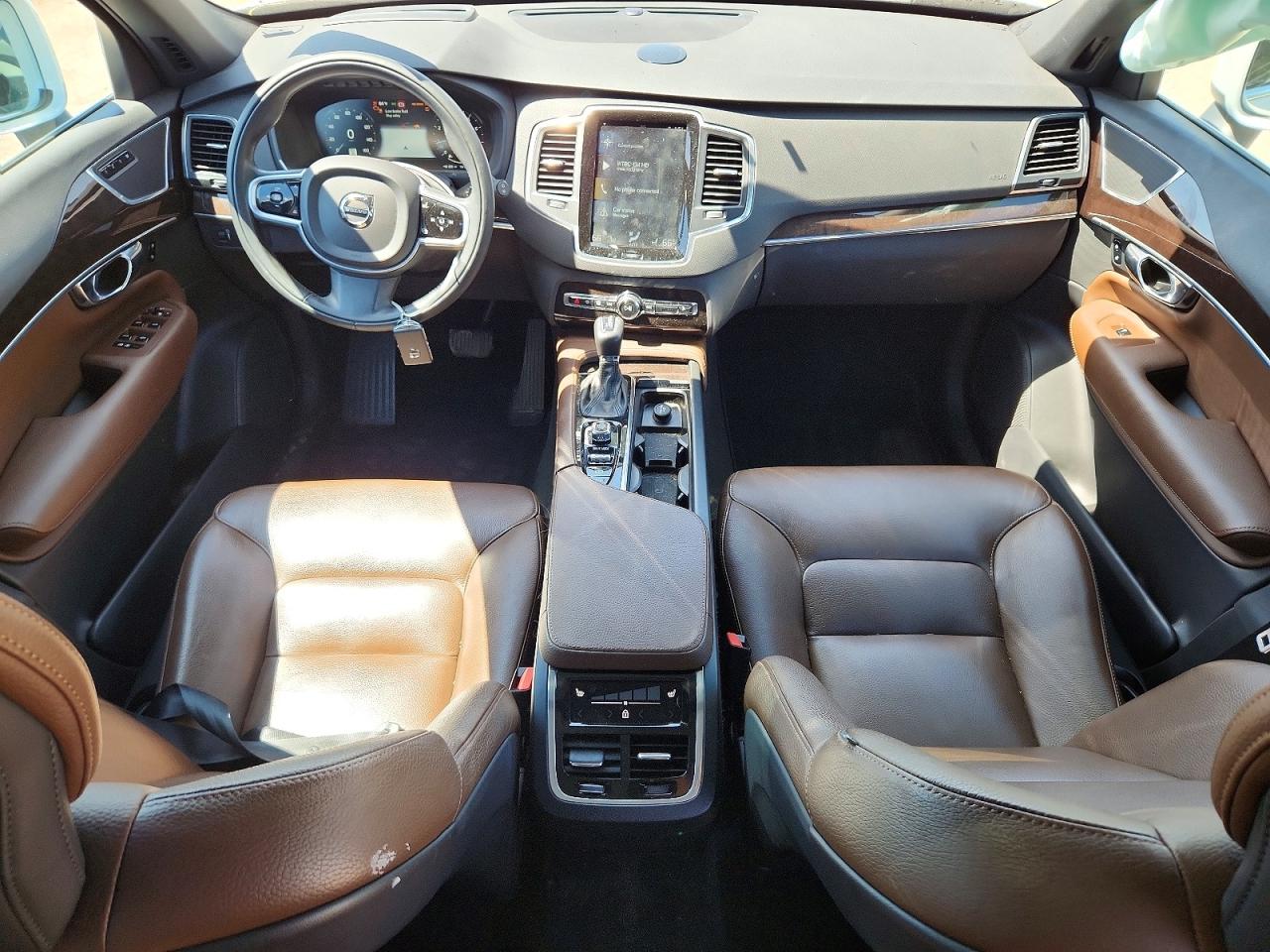 2019 Volvo Xc90 T6 Momentum White vin: YV4A22PK5K1422308