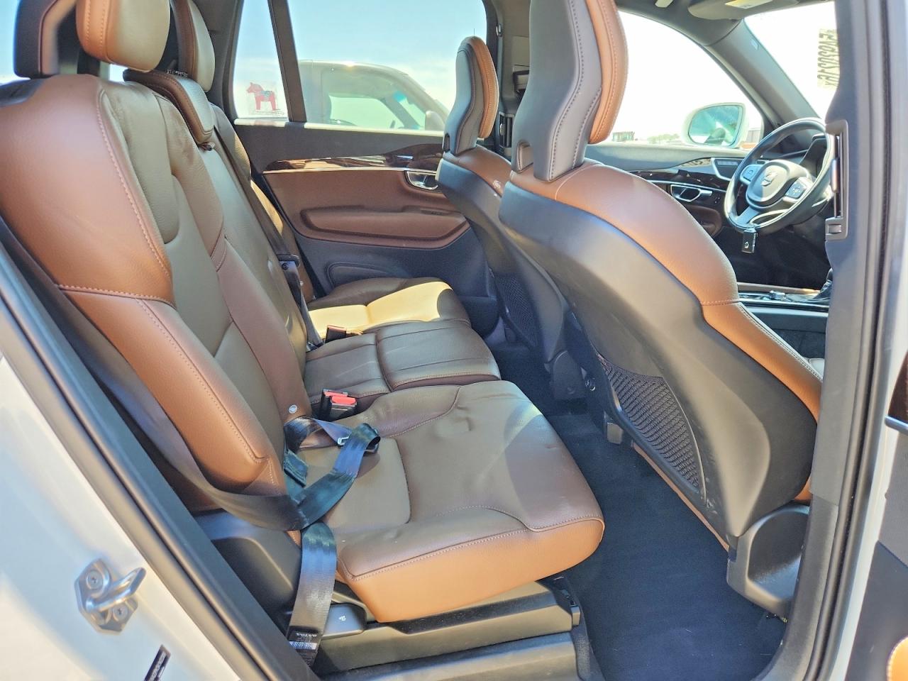 2019 Volvo Xc90 T6 Momentum White vin: YV4A22PK5K1422308