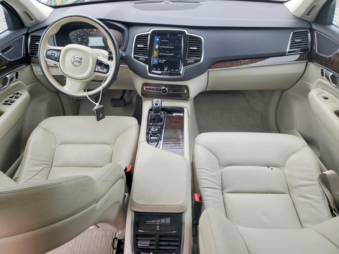 2016 Volvo Xc90 T6 Gold vin: YV4A22PK6G1050078