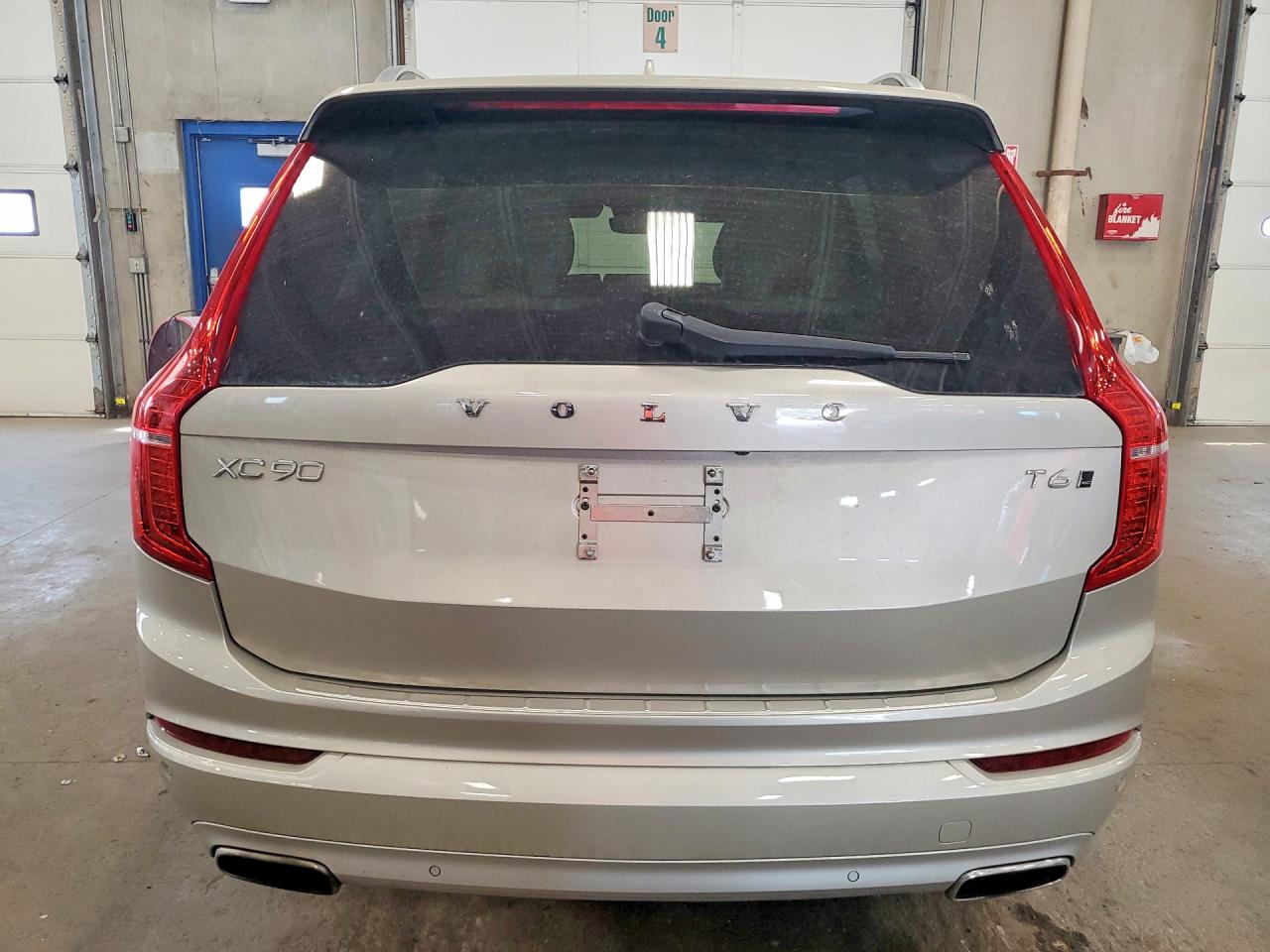 2016 Volvo Xc90 T6 Бежевый vin: YV4A22PK6G1081279