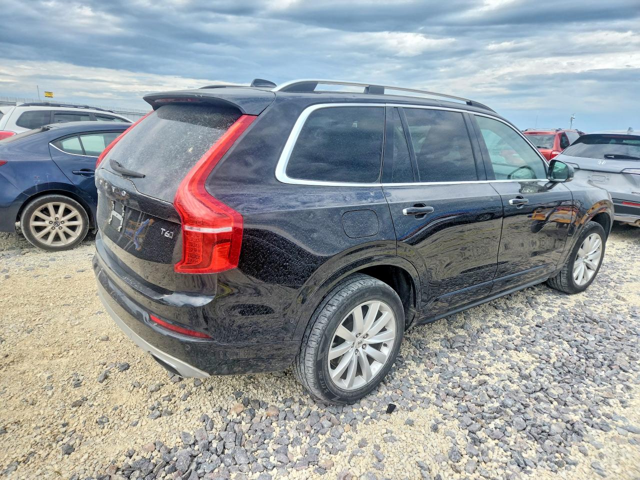 2016 Volvo Xc90 T6 Черный vin: YV4A22PK7G1044452