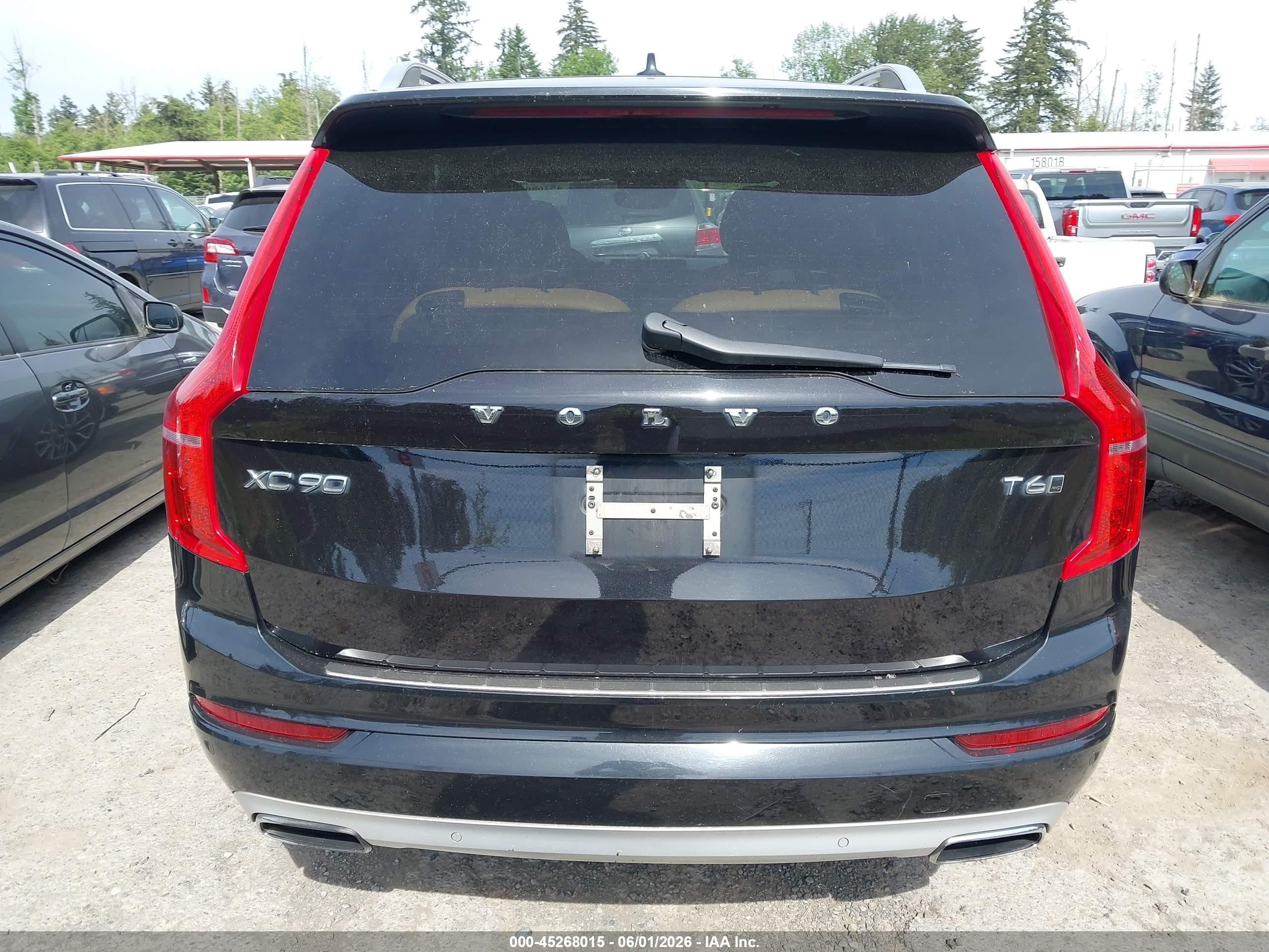 2018 Volvo Xc90 T6 Momentum Черный vin: YV4A22PK8J1327062