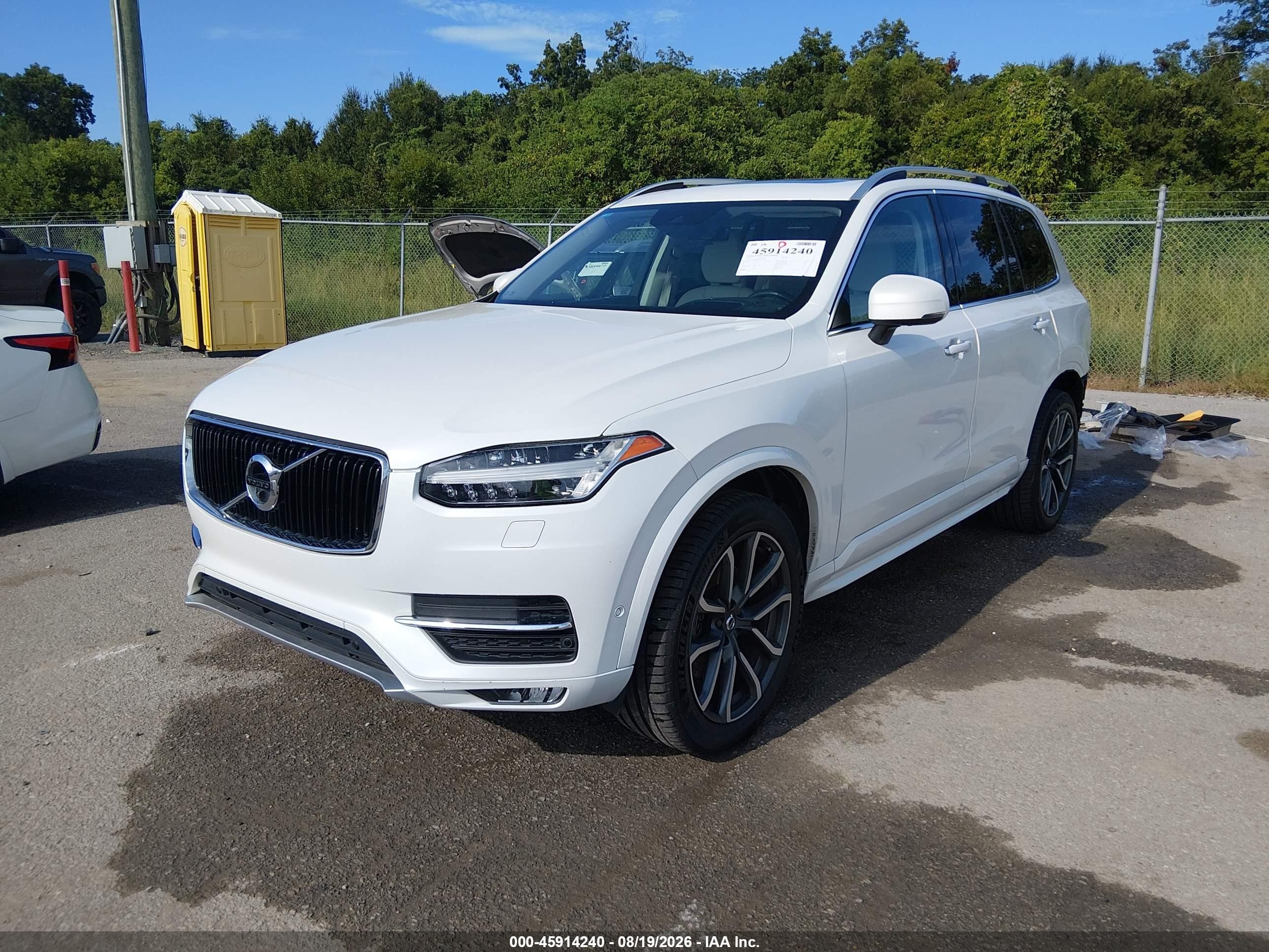 2019 Volvo Xc90 T6 Momentum White vin: YV4A22PK8K1452290