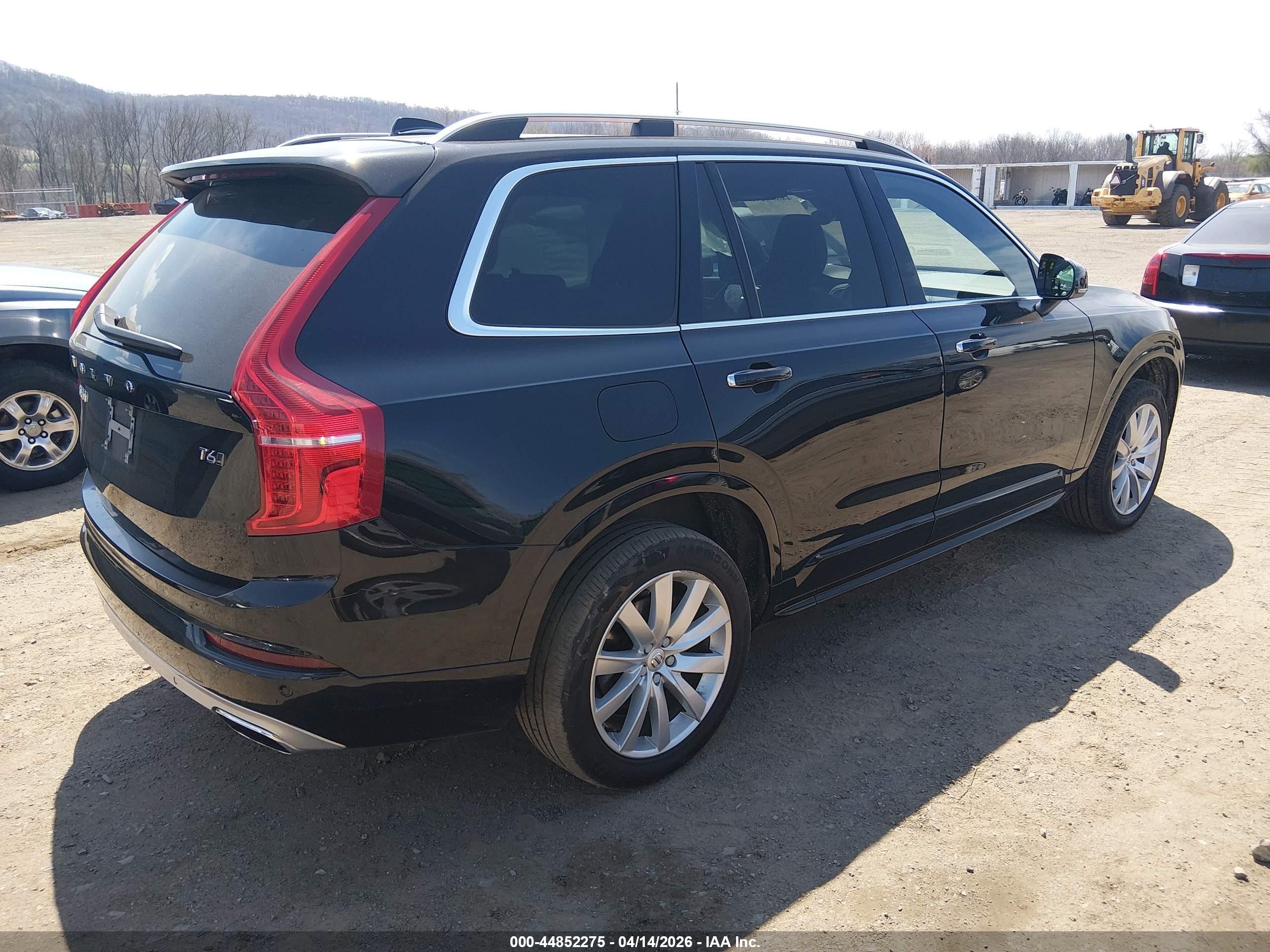 2019 Volvo Xc90 T6 Momentum Black vin: YV4A22PK8K1483099