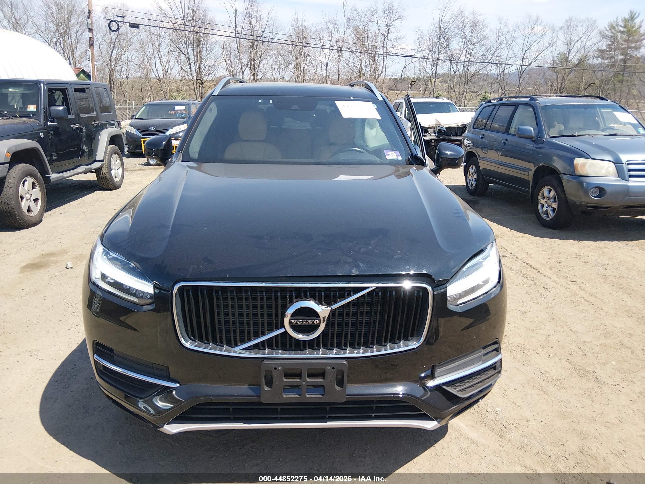 2019 Volvo Xc90 T6 Momentum Black vin: YV4A22PK8K1483099
