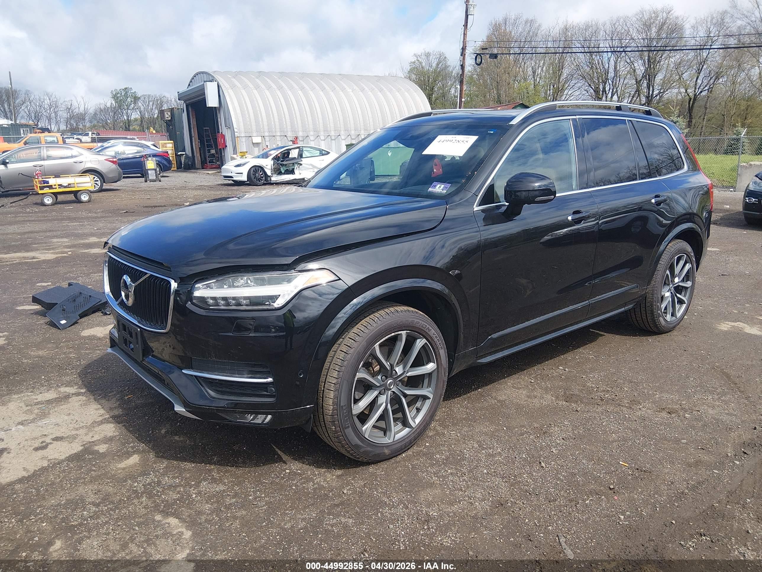 2017 Volvo Xc90 T6 Momentum Black vin: YV4A22PKXH1107951