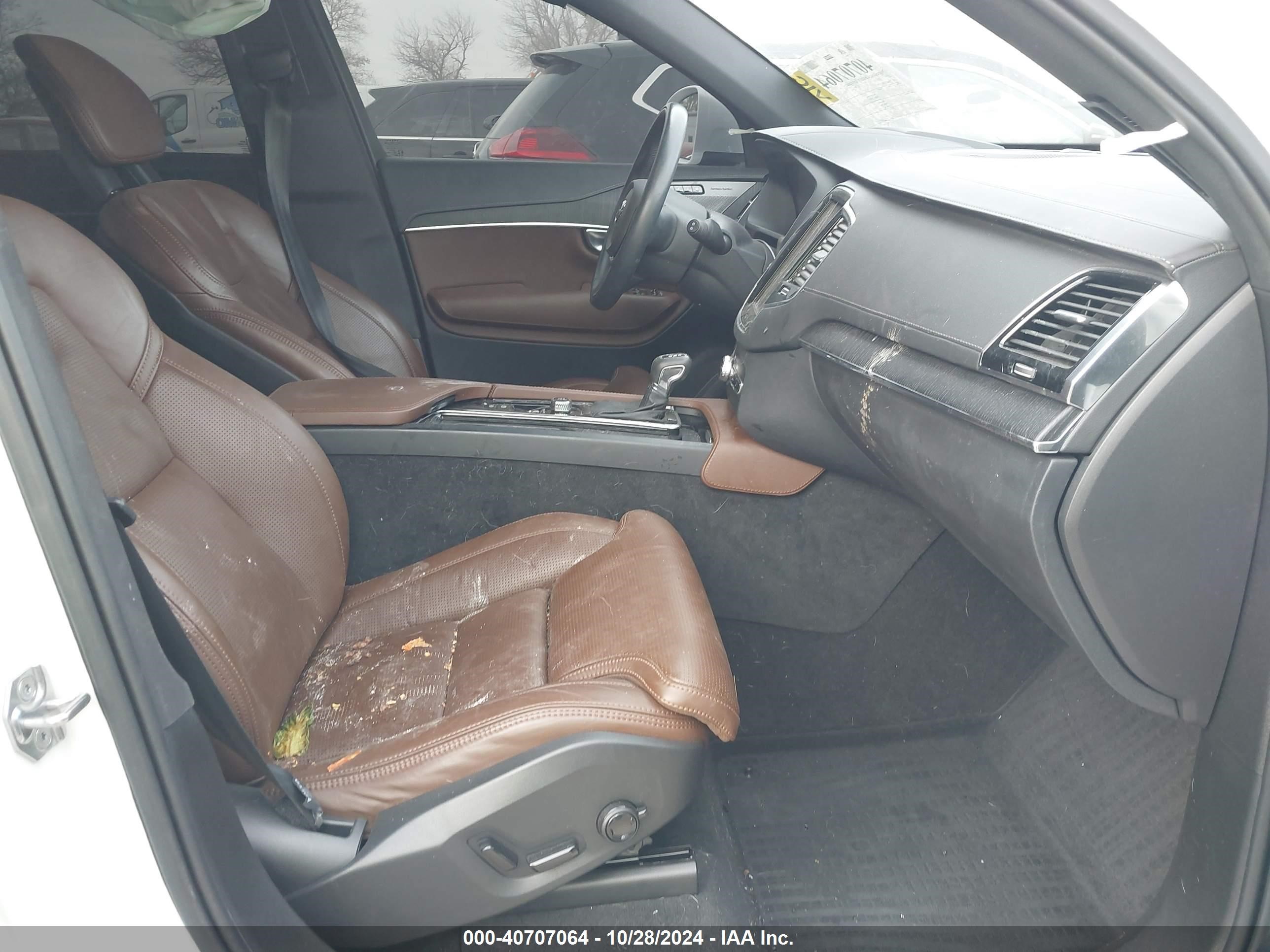 2021 Volvo Xc90 T6 Inscription 7 Passenger Белый vin: YV4A22PL2M1771390