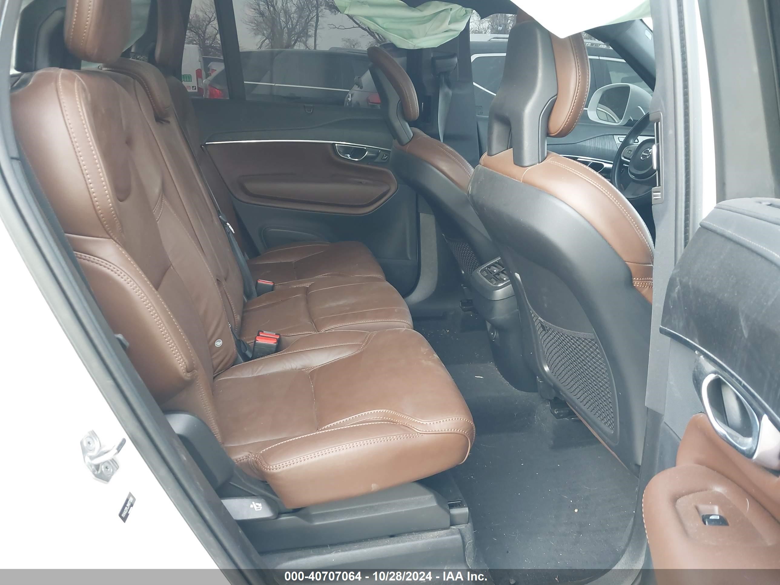 2021 Volvo Xc90 T6 Inscription 7 Passenger Белый vin: YV4A22PL2M1771390