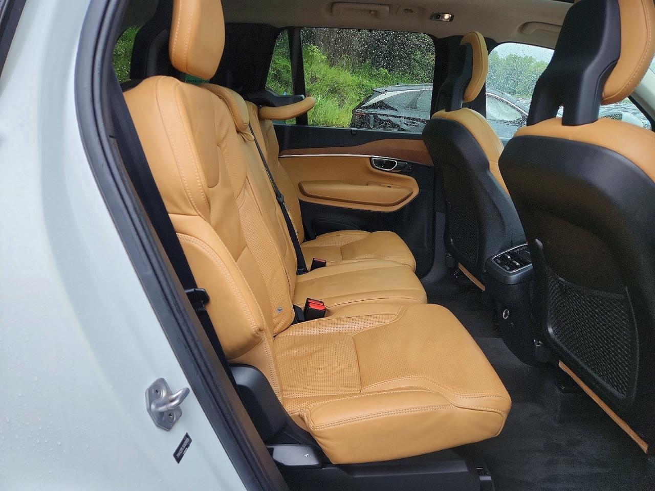 2016 Volvo Xc90 T6 Белый vin: YV4A22PL5G1028839