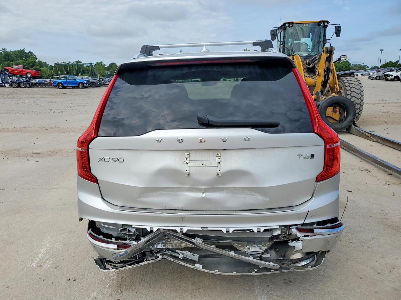 2021 Volvo Xc90 T6 Inscription Silver vin: YV4A22PL9M1728715