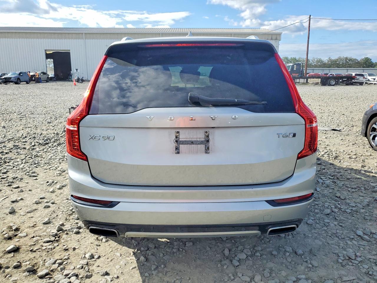 2016 Volvo Xc90 T6 Silver vin: YV4A22PMXG1035827