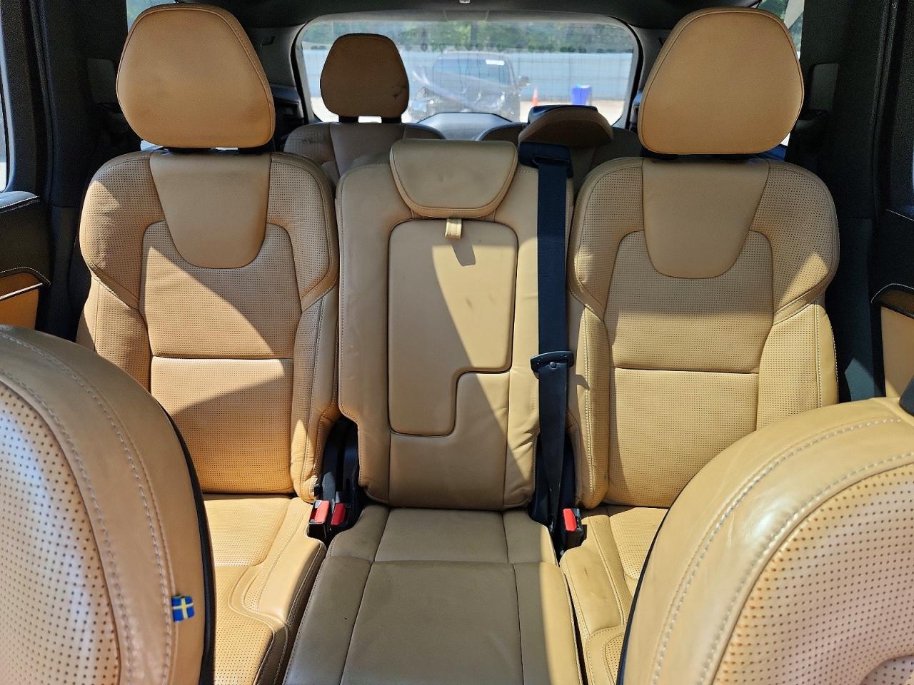 2016 Volvo Xc90 T6 Black vin: YV4A22PN8G1004147